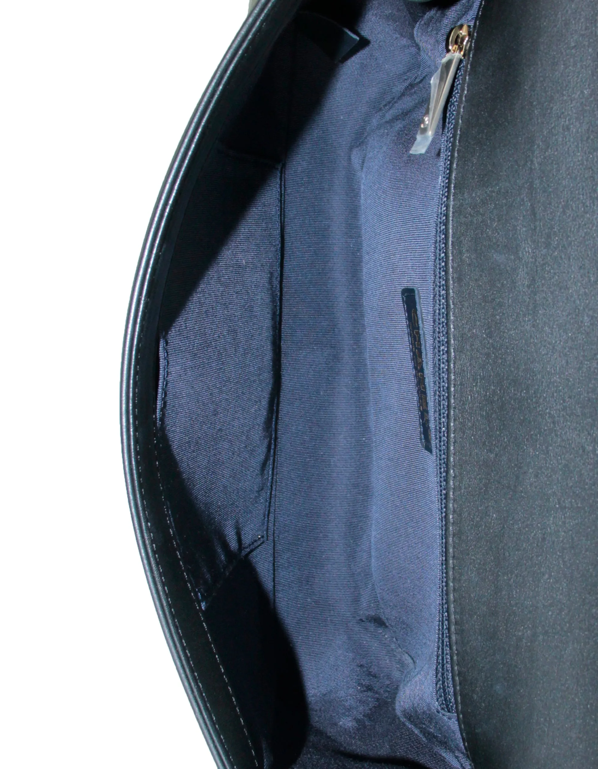 Chanel Black Chevron Lambskin Leather New Medium Boy Bag