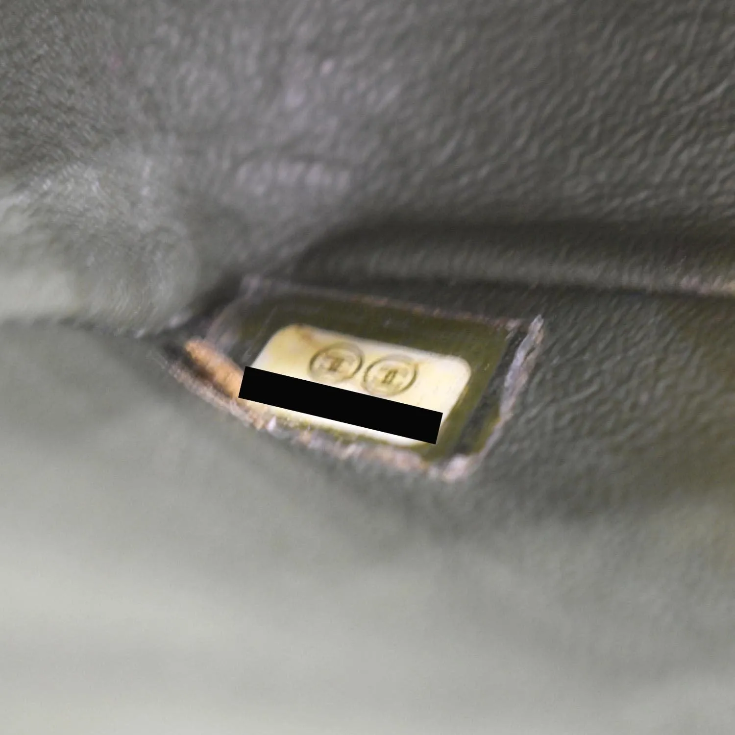 CHANEL Classic Jumbo Double Flap Quilted Leather Shoulder Bag Black