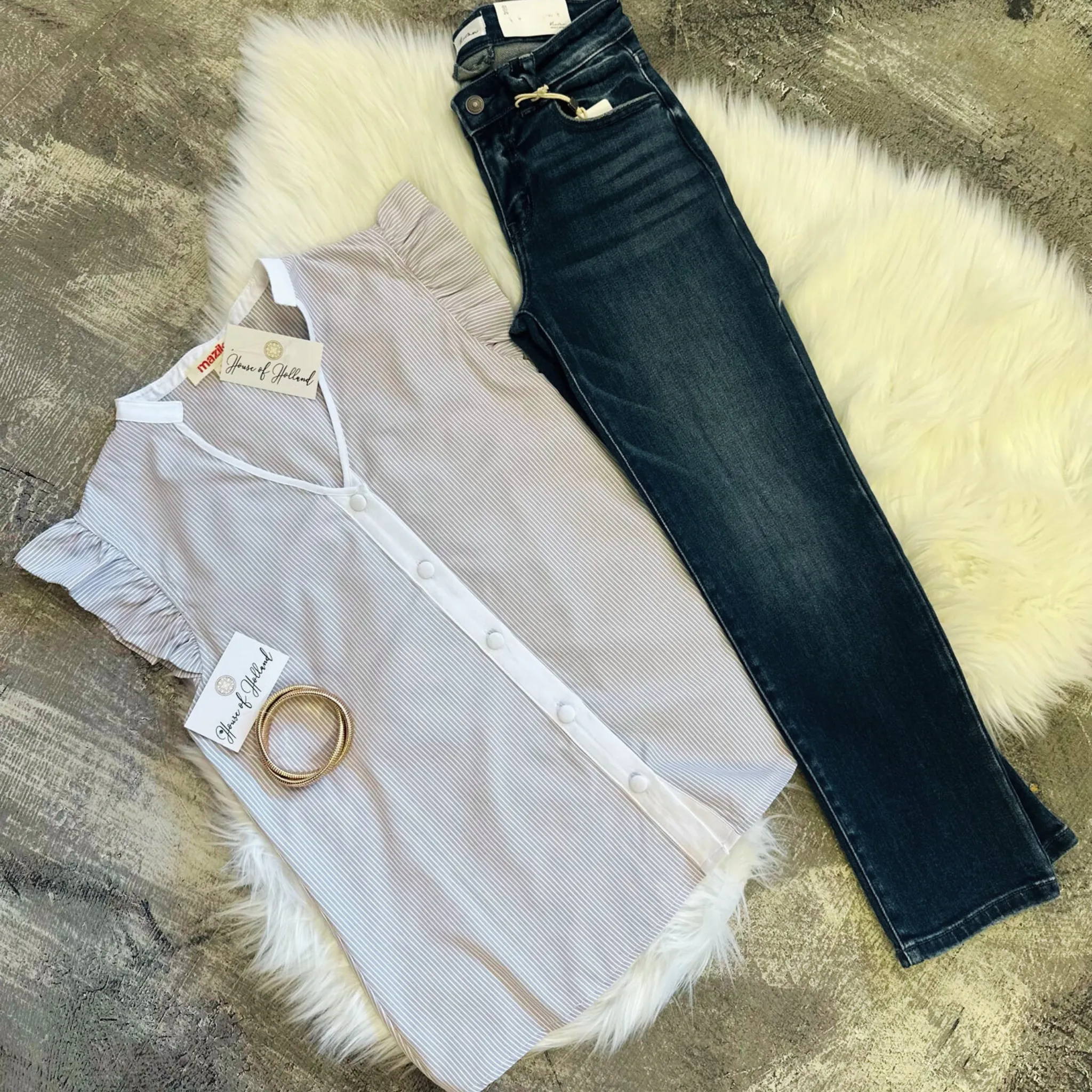 Charleston Getaway Ruffle Top