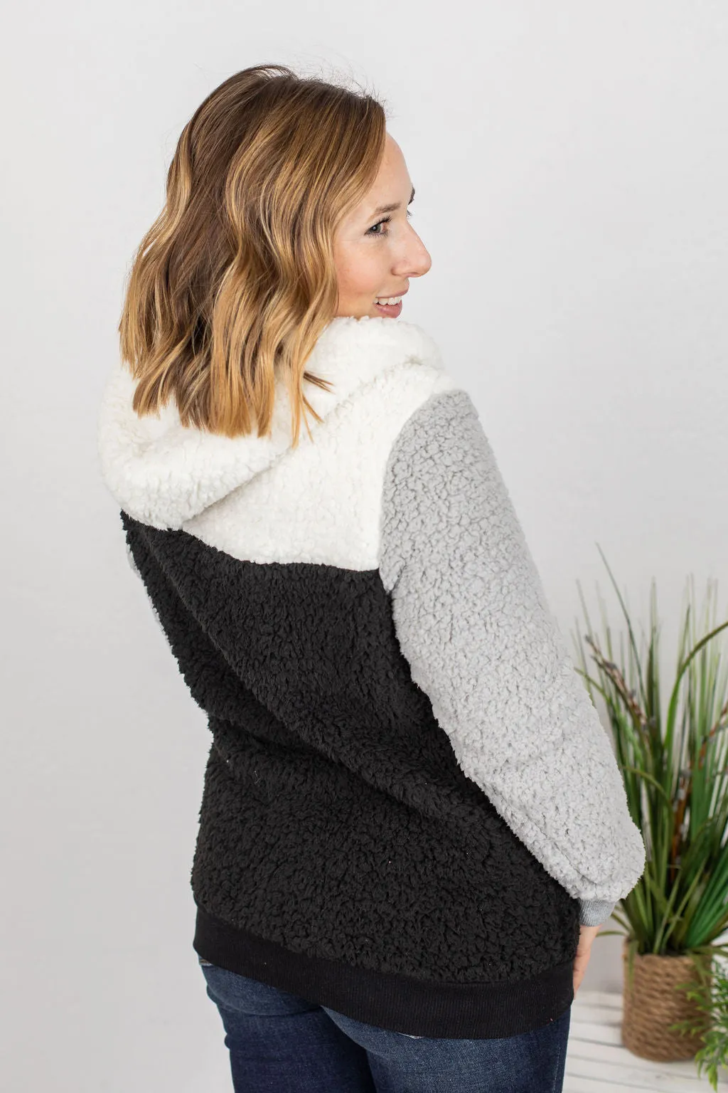 ColorBlock Sherpa Hoodie - Monochrome