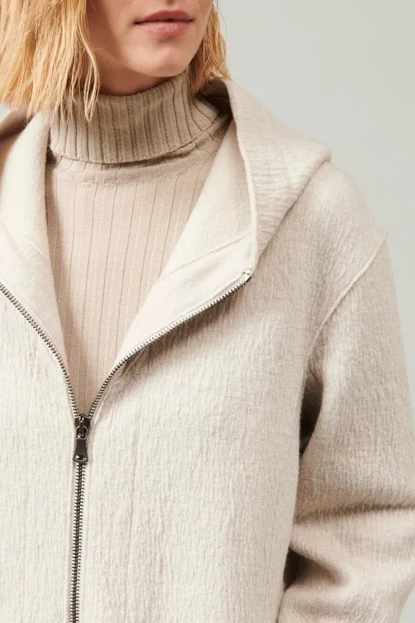 Comfort fit hooded jacket