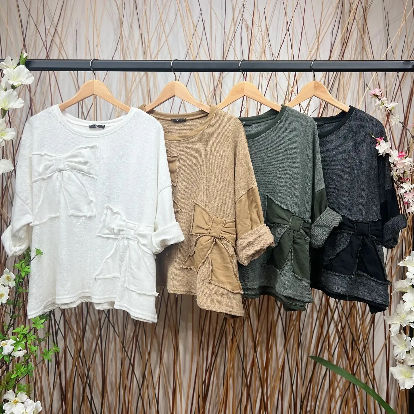 Comfort Sweatshirt with Stitched Bows Decoration