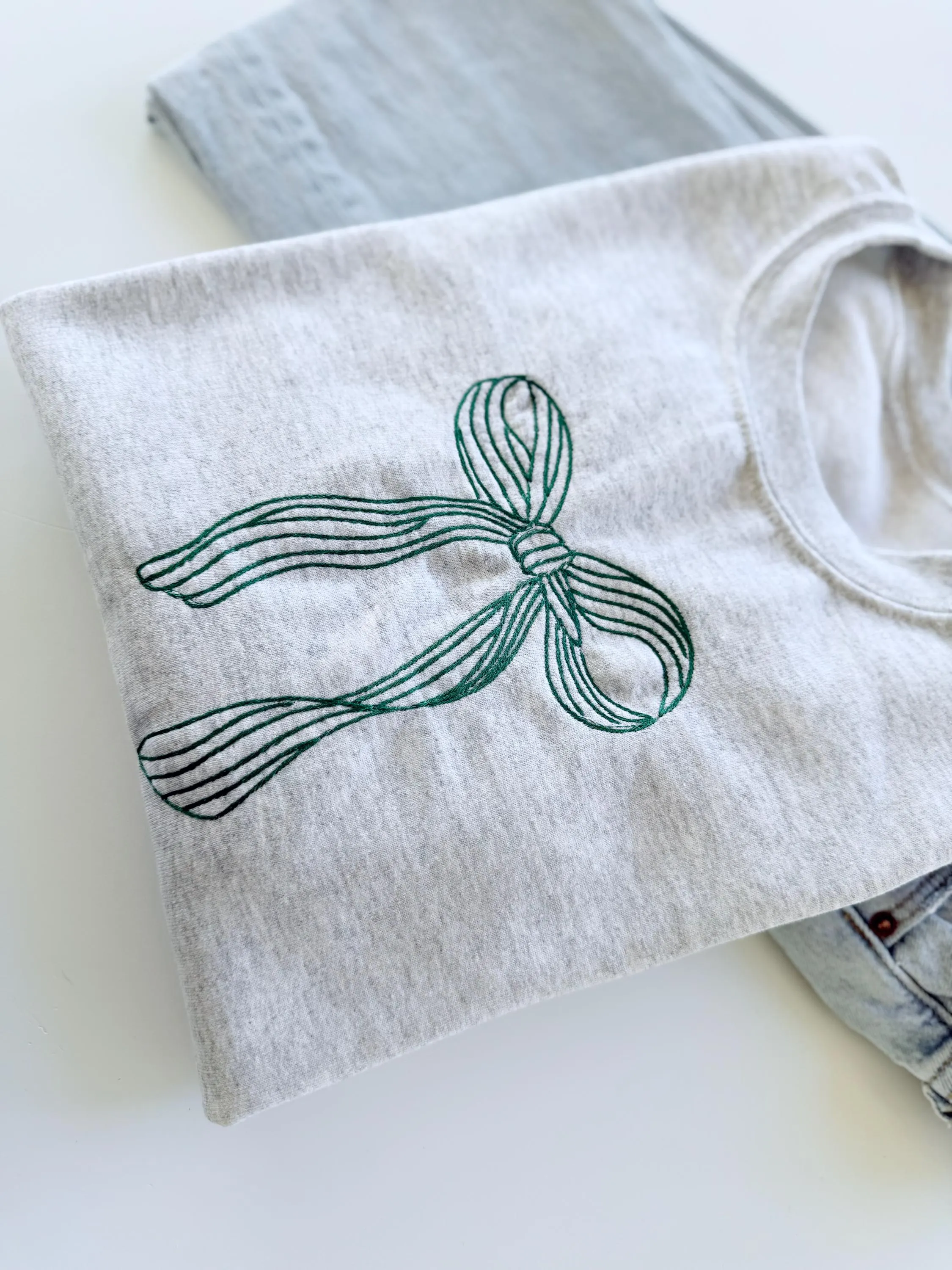 Embroidered Christmas Sweatshirt with Festive Bow - Cozy Holiday Sweatshirt for Women