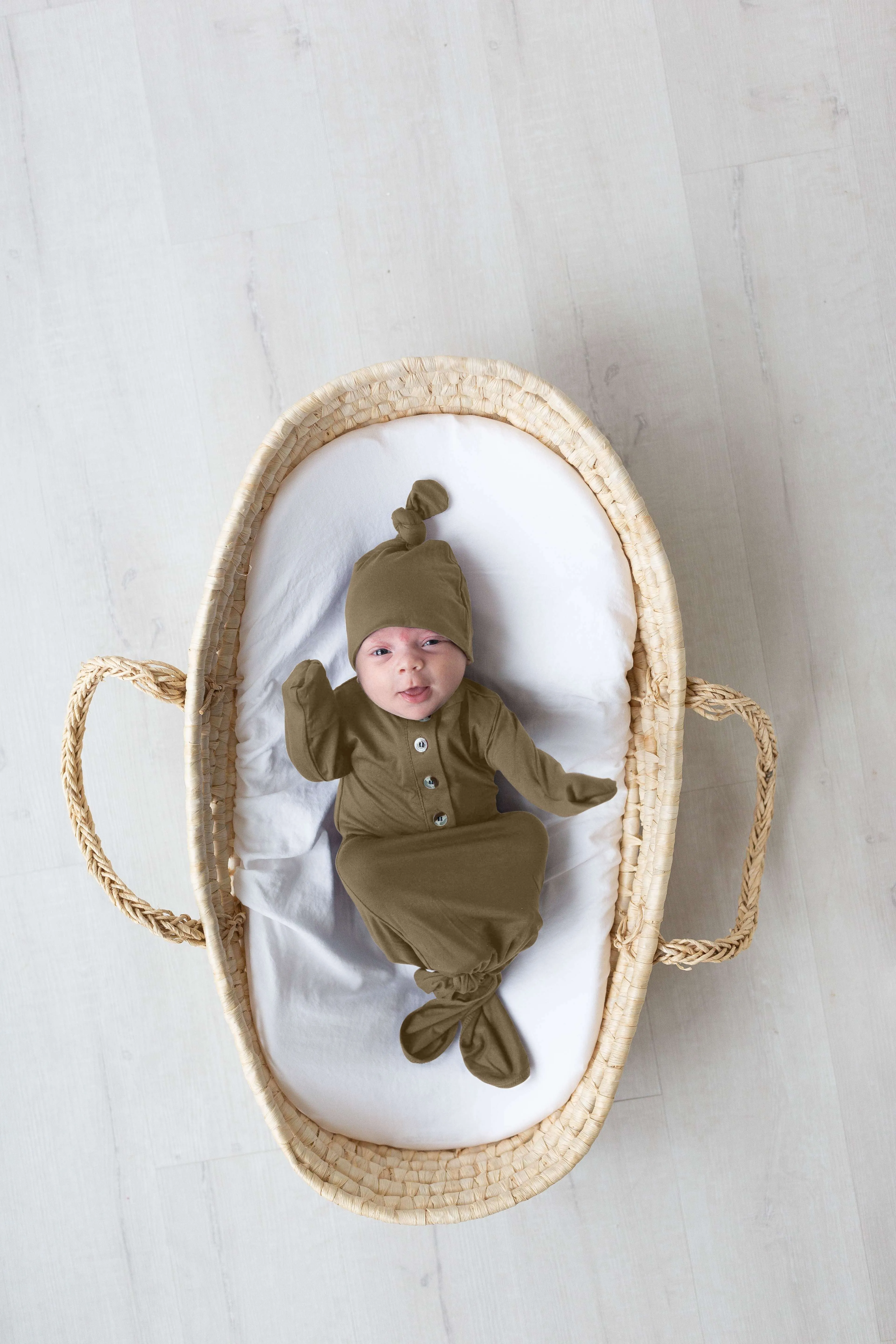 Emerson Knotted Gown and Hat Set | Army Green