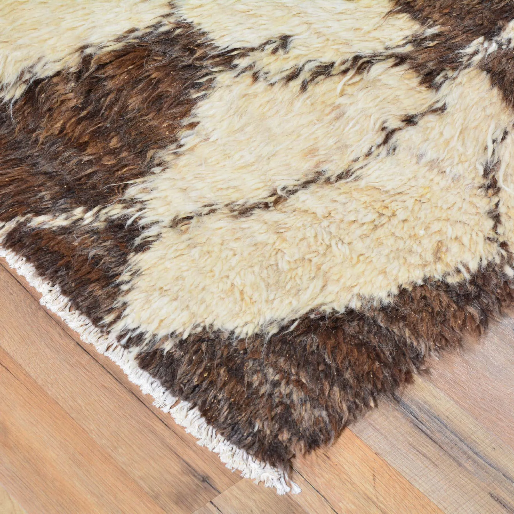Hand-Knotted Afghan Undyed Sheep Wool Handmade Shaggy Rug (Size 4.0 X 6.0) Cwral-6615