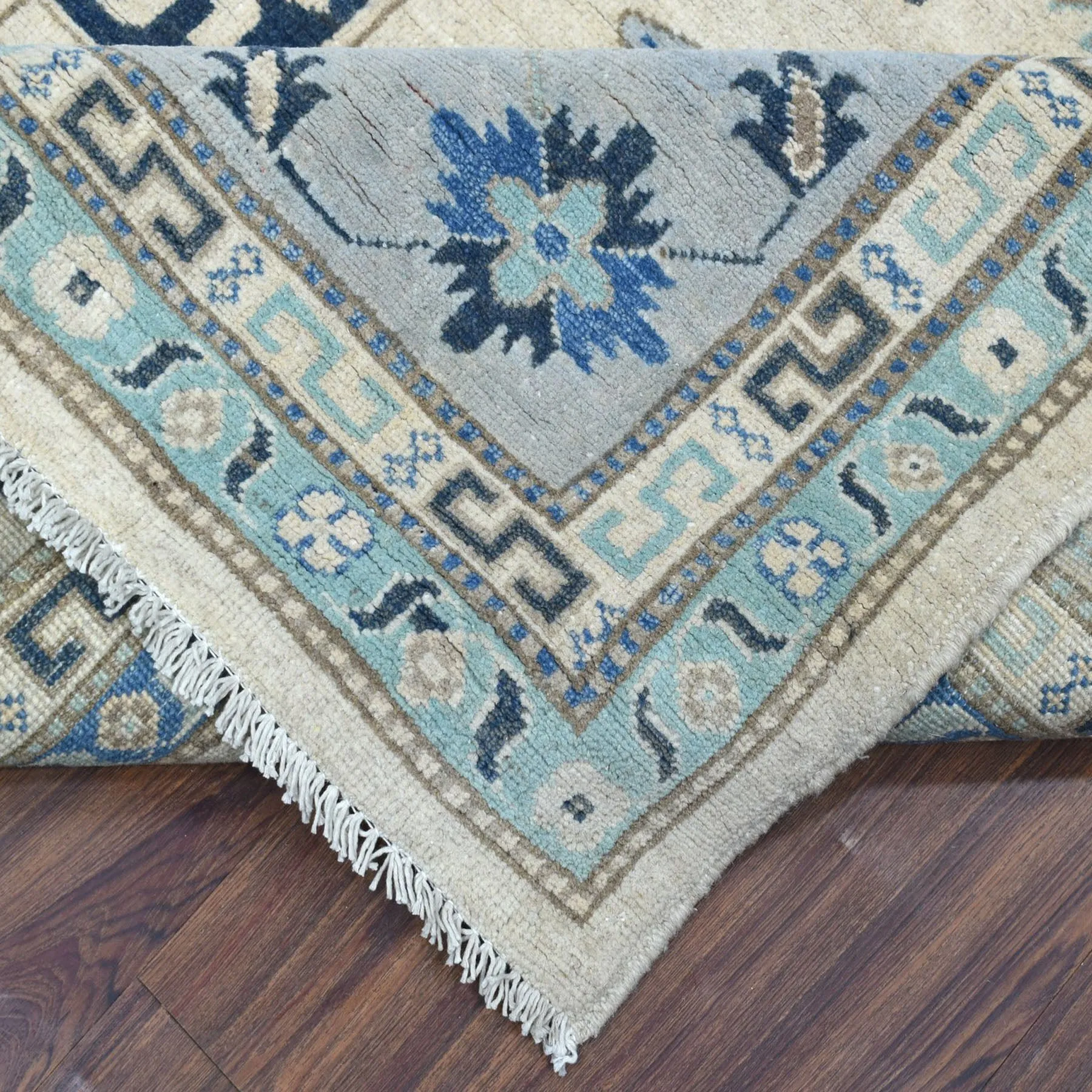 Hand-Knotted Caucasian Design Kazak Handmade Wool Rug (Size 8.0 X 9.3) Cwral-8487