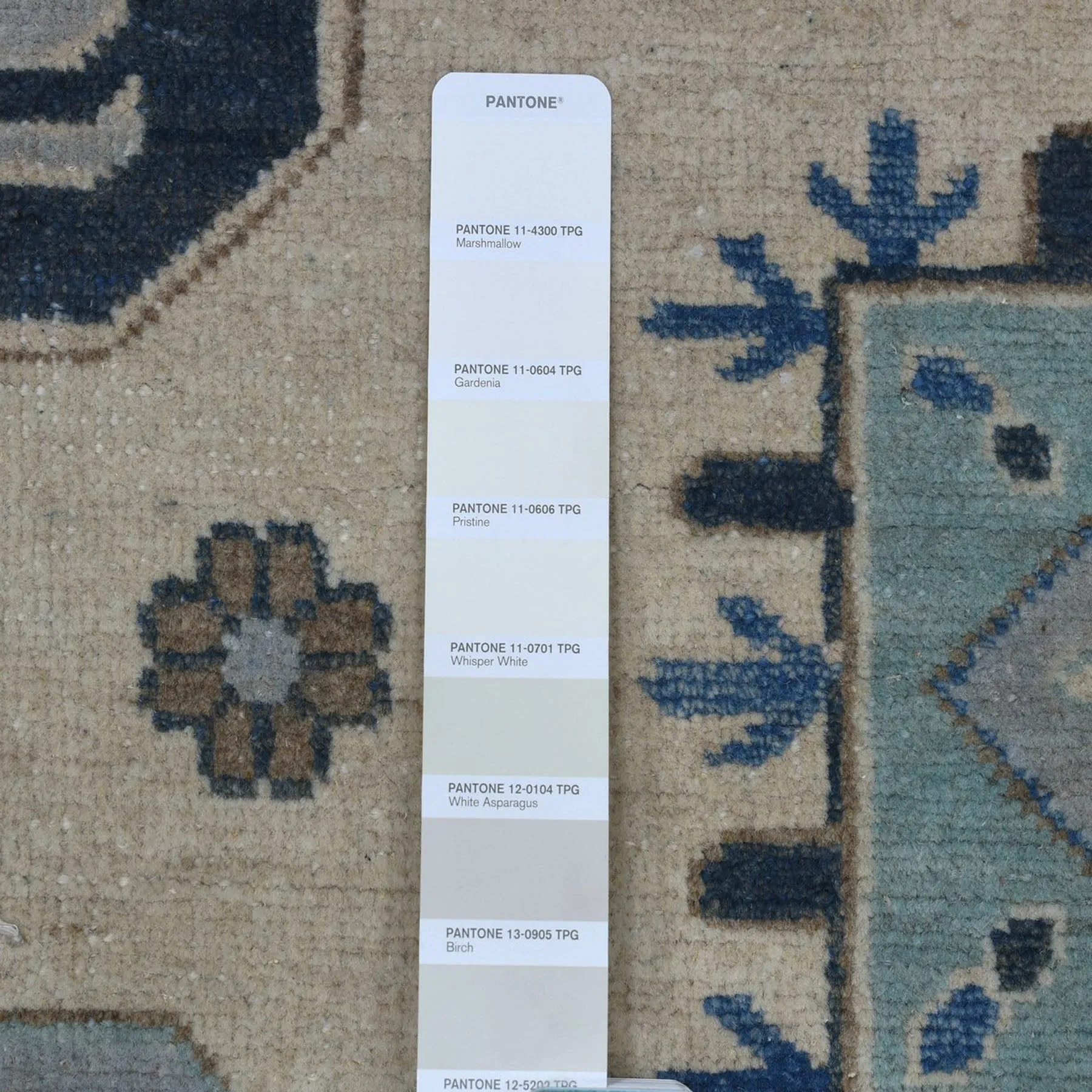 Hand-Knotted Caucasian Design Kazak Handmade Wool Rug (Size 8.0 X 9.3) Cwral-8487