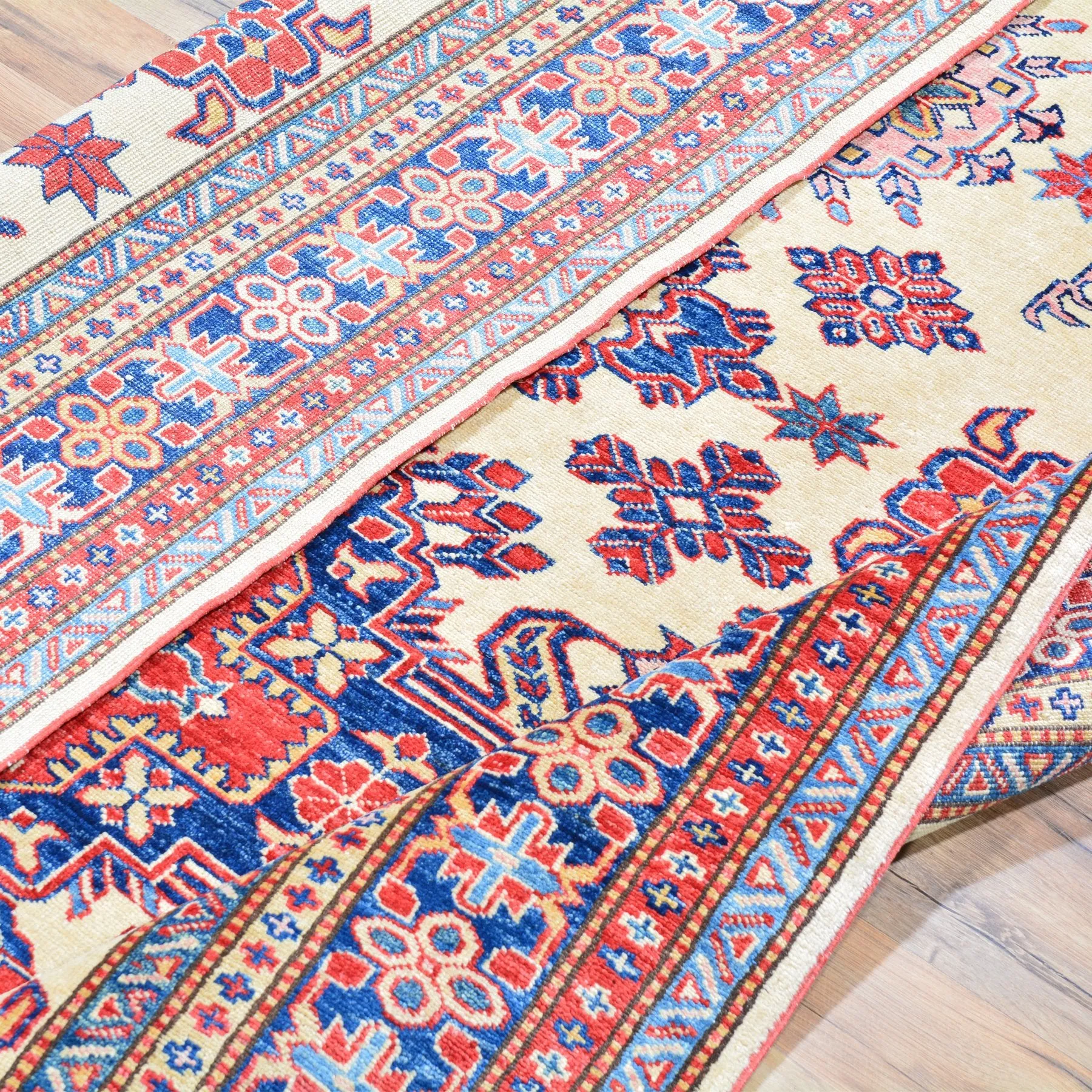 Hand-Knotted Fine Super Kazak Caucasian Design Wool Rug (Size 5.0 X 7.4) Brral-675