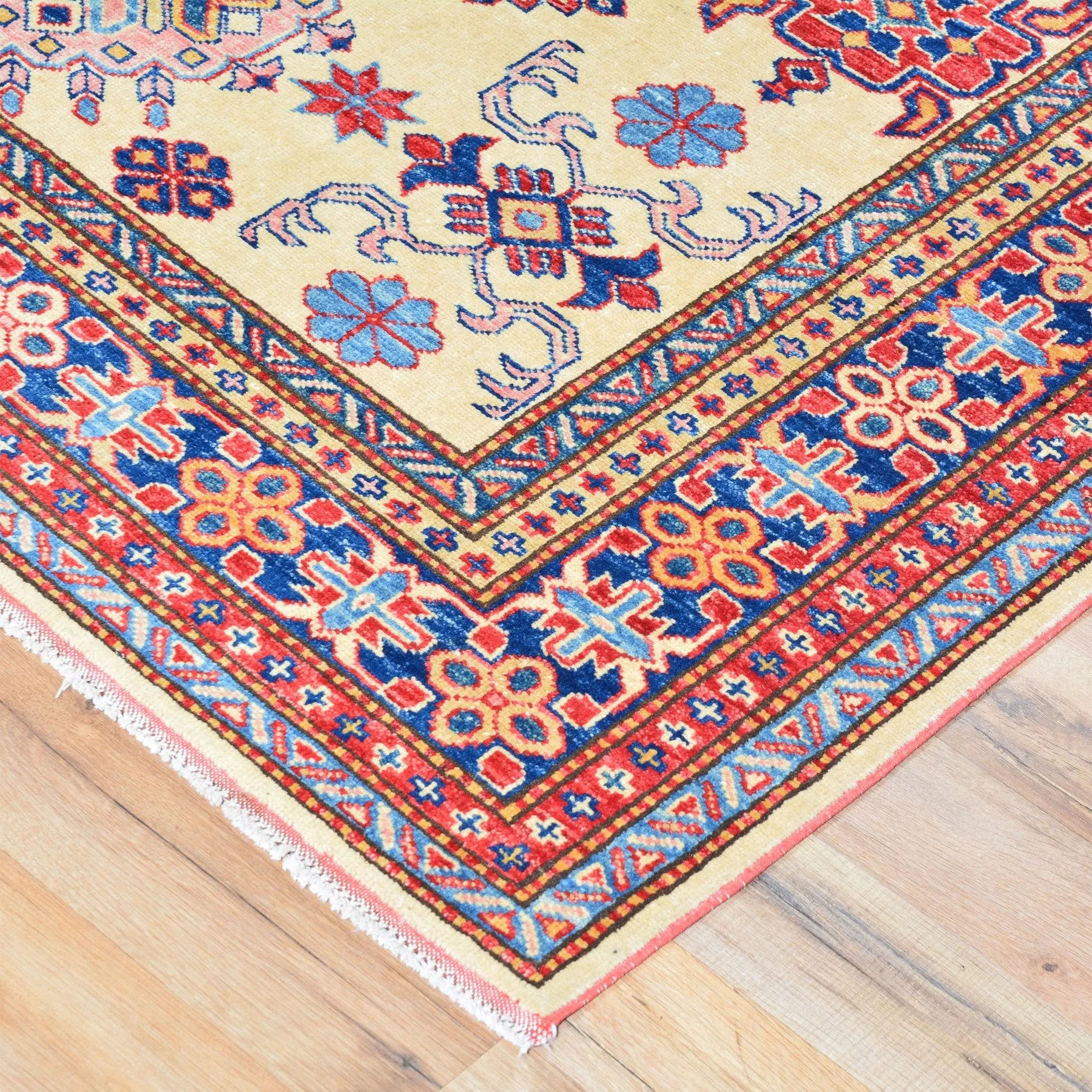 Hand-Knotted Fine Super Kazak Caucasian Design Wool Rug (Size 5.0 X 7.4) Brral-675