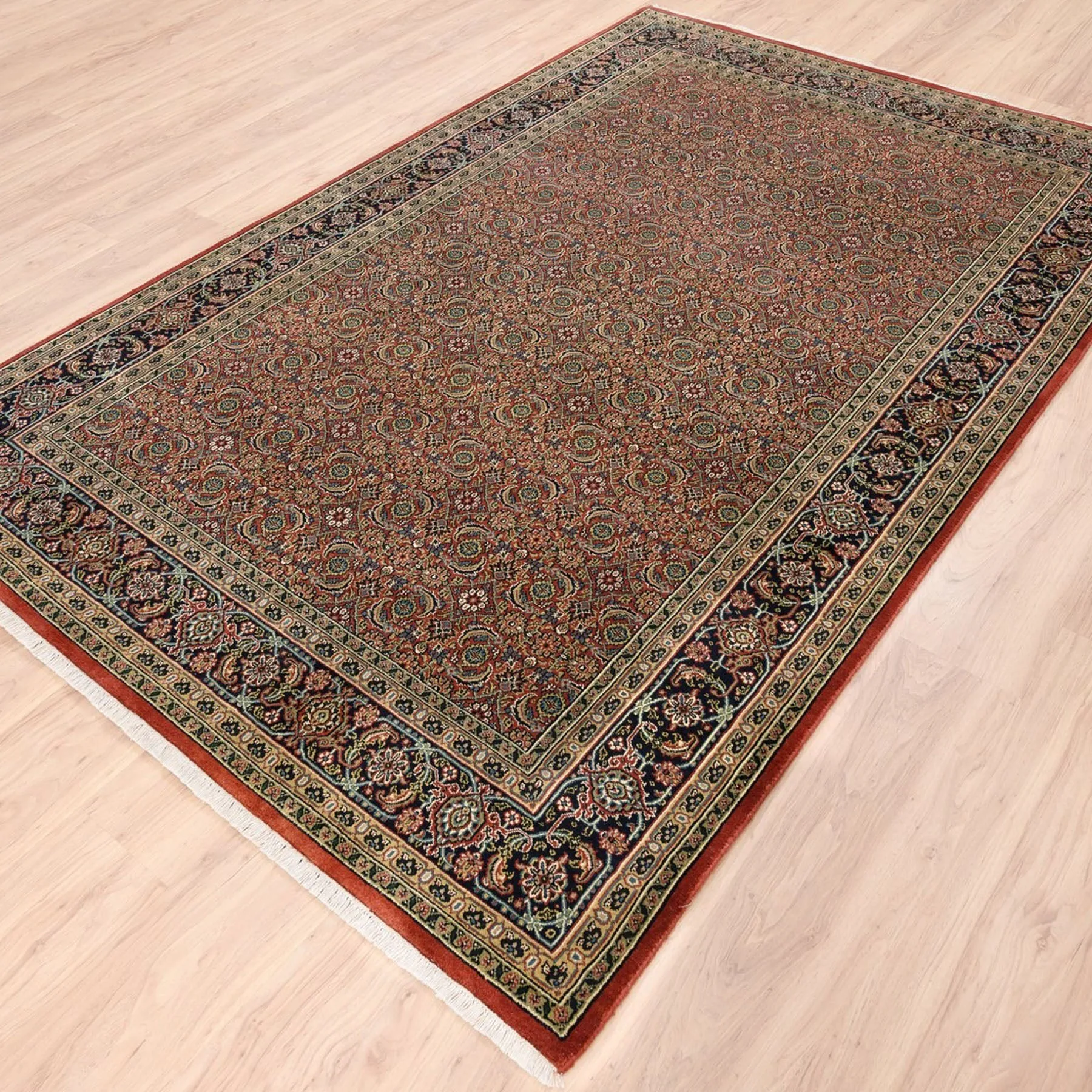 Hand-Knotted Fine Traditional Design Handmade Wool Oriental Rug (Size 5.8 X 9.0) Cwral-9810