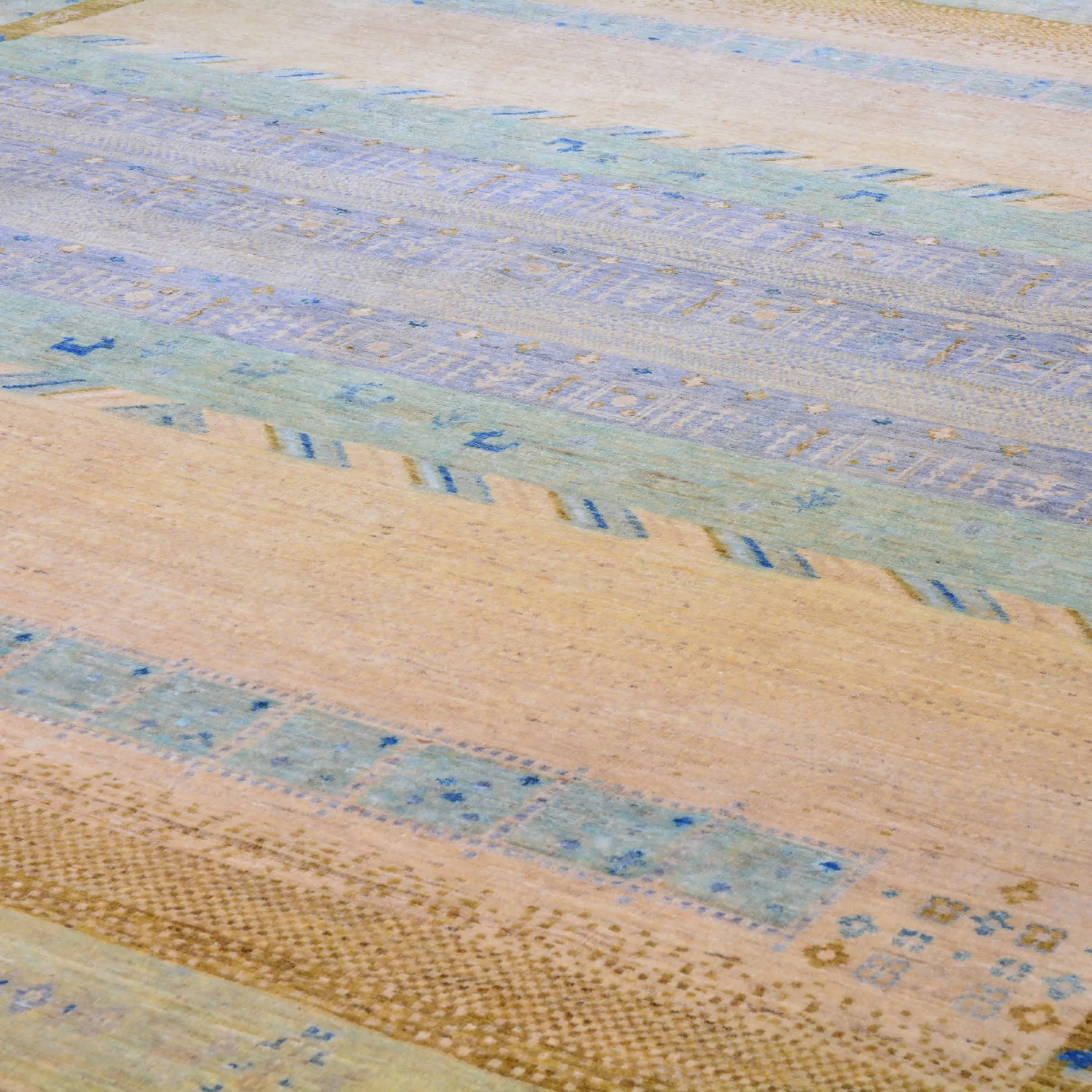 Hand-Knotted Gabbeh Kashkuli Design Handmade Wool Rug (Size 8.7 X 11.8) Cwral-8175