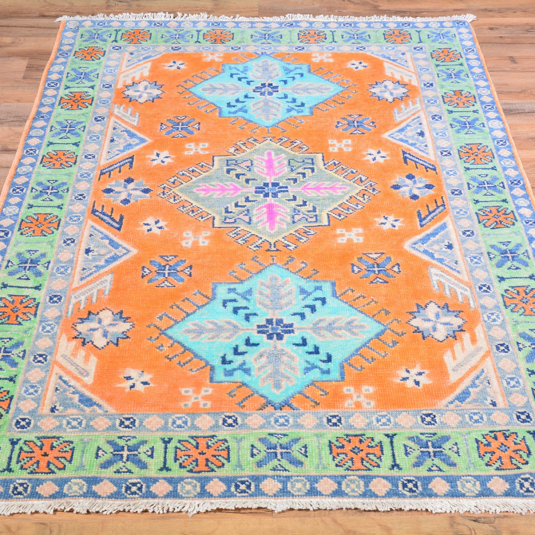 Hand-Knotted Handmade Geometric Design Wool Rug (Size 3.2 X 4.6) Cwral-7740
