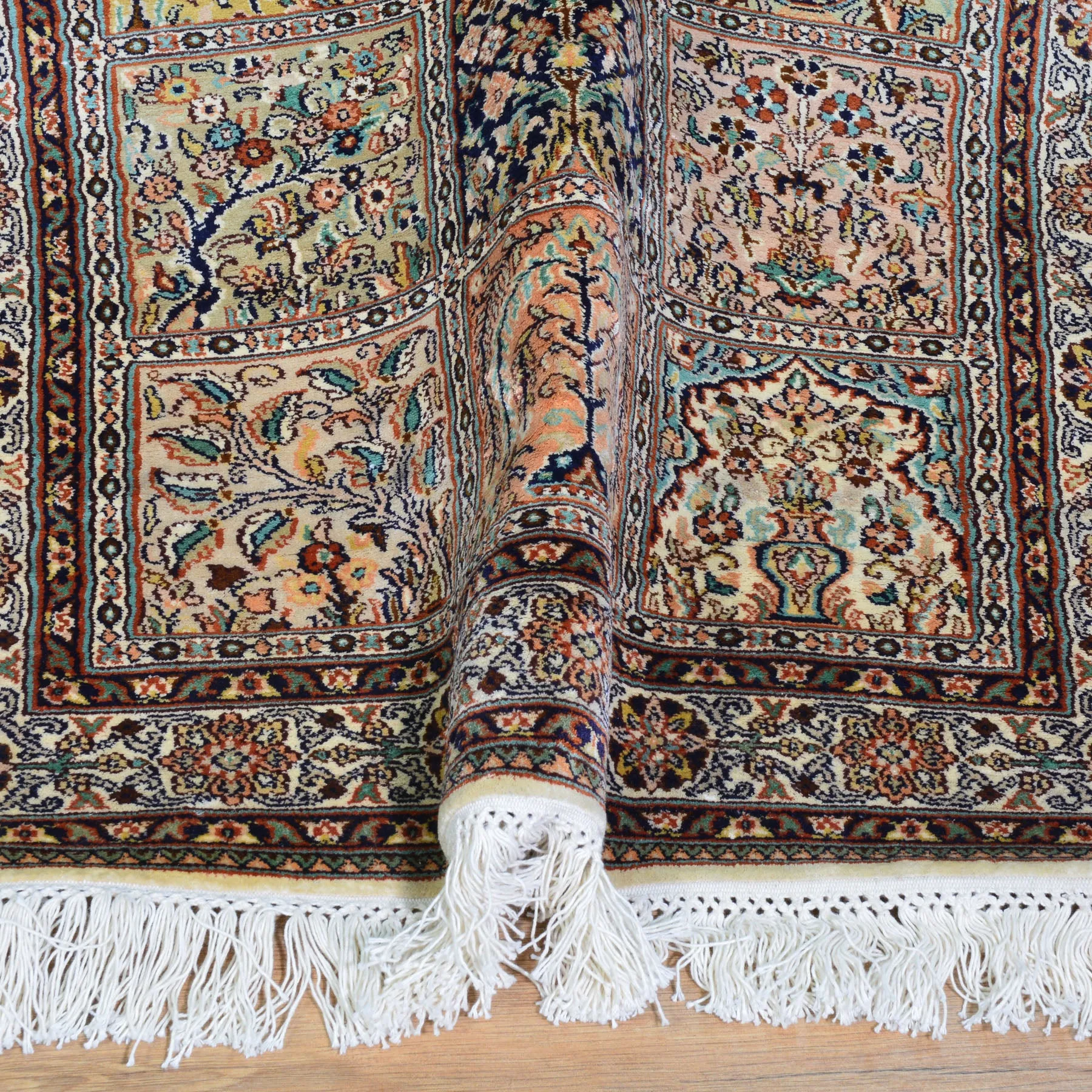 Hand-Knotted Kashmiri Silk Handmade Traditional Design Rug (Size 2.6 X 9.10) Cwral-9162
