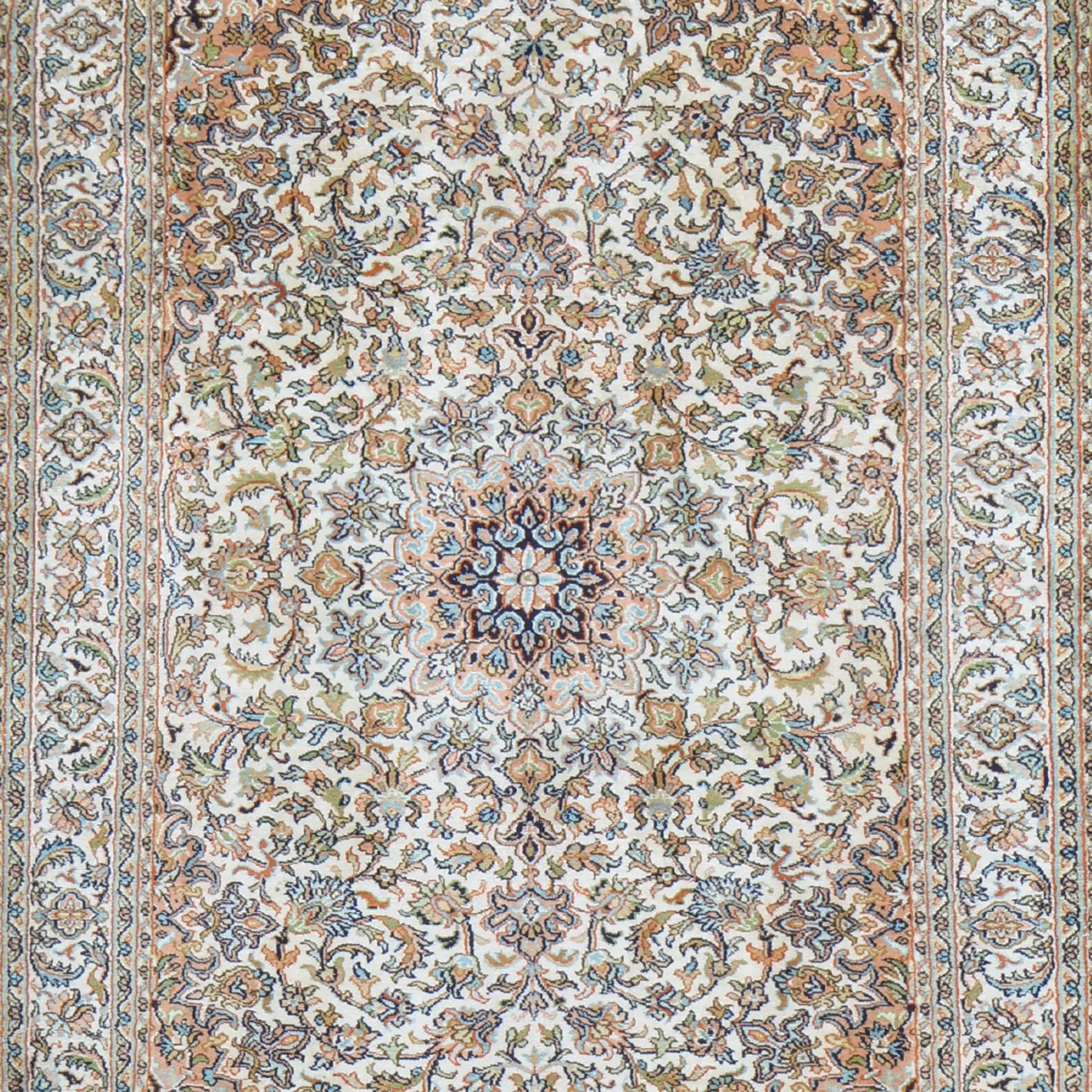 Hand-Knotted Kashmiri Silk Traditional Design Handmade Rug (Size 2.7 X 4.0) Cwral-11136