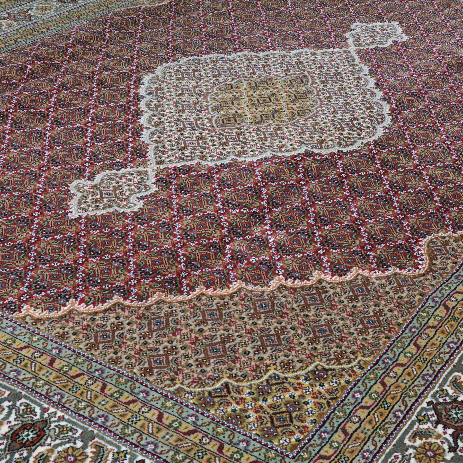 Hand-Knotted Mahi Tabriz Design Handmade Wool & Silk Rug (Size 8.0 X 10.3) Cwral-9237