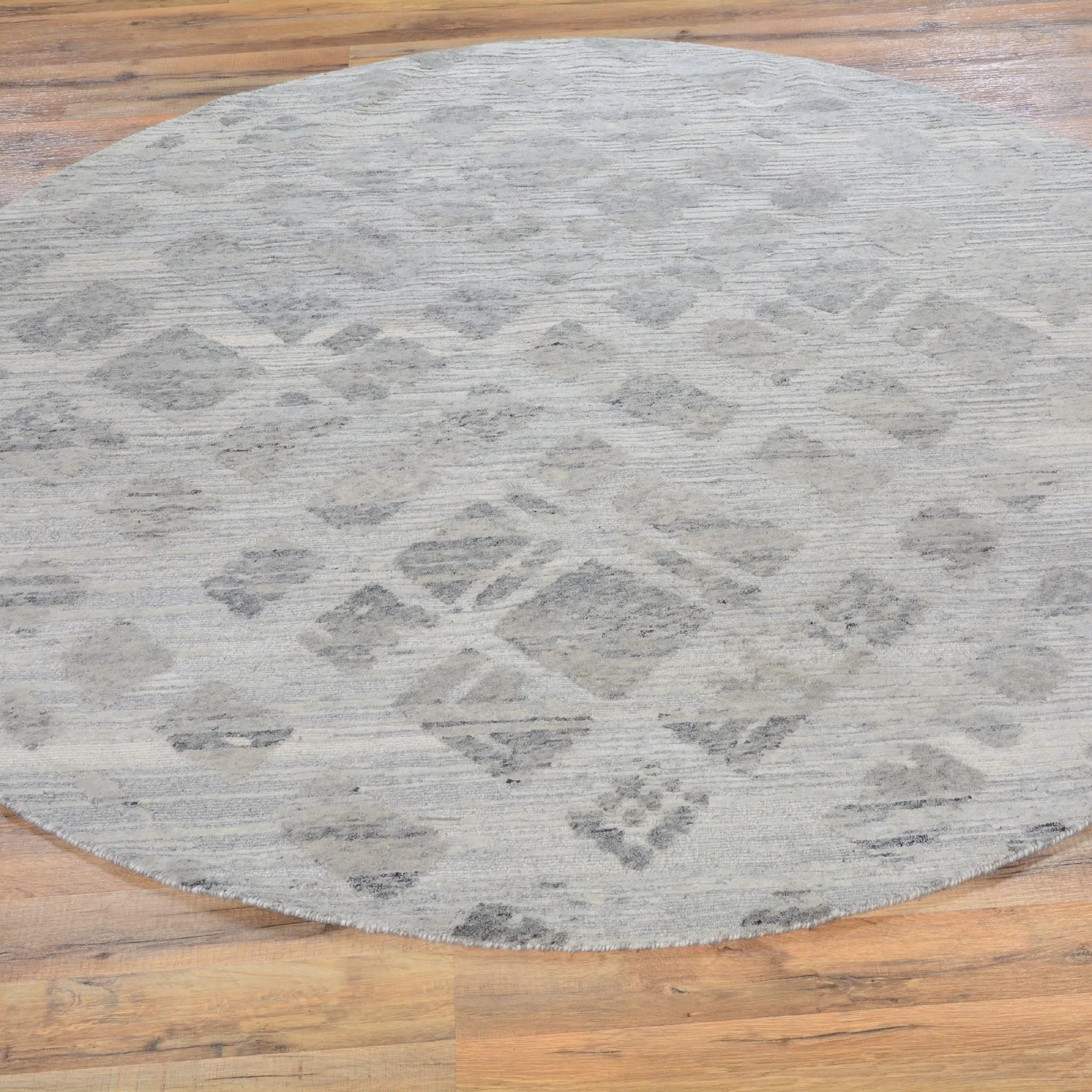 Hand-Knotted Modern Design Round Handmade Wool Rug (Size 6.0 X 6.0) Cwral-6999