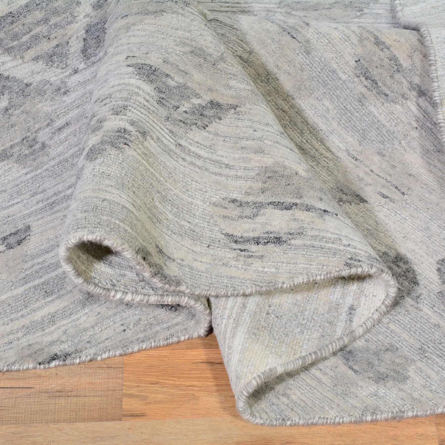 Hand-Knotted Modern Design Round Handmade Wool Rug (Size 6.0 X 6.0) Cwral-6999