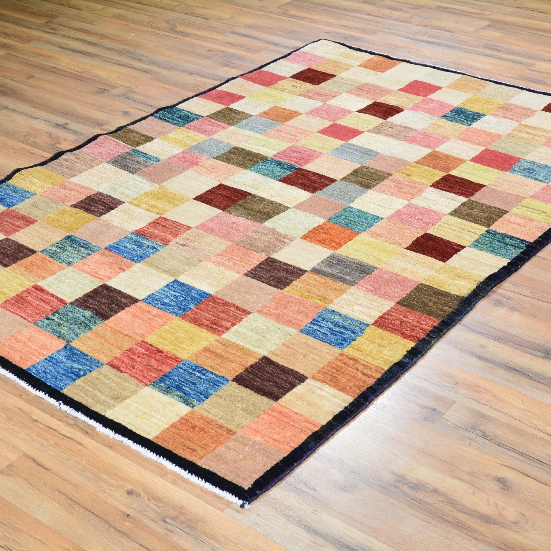 Hand-Knotted New Gabbeh Design Wool Area Rug (Size 4.2 X 6.4) Brral-798