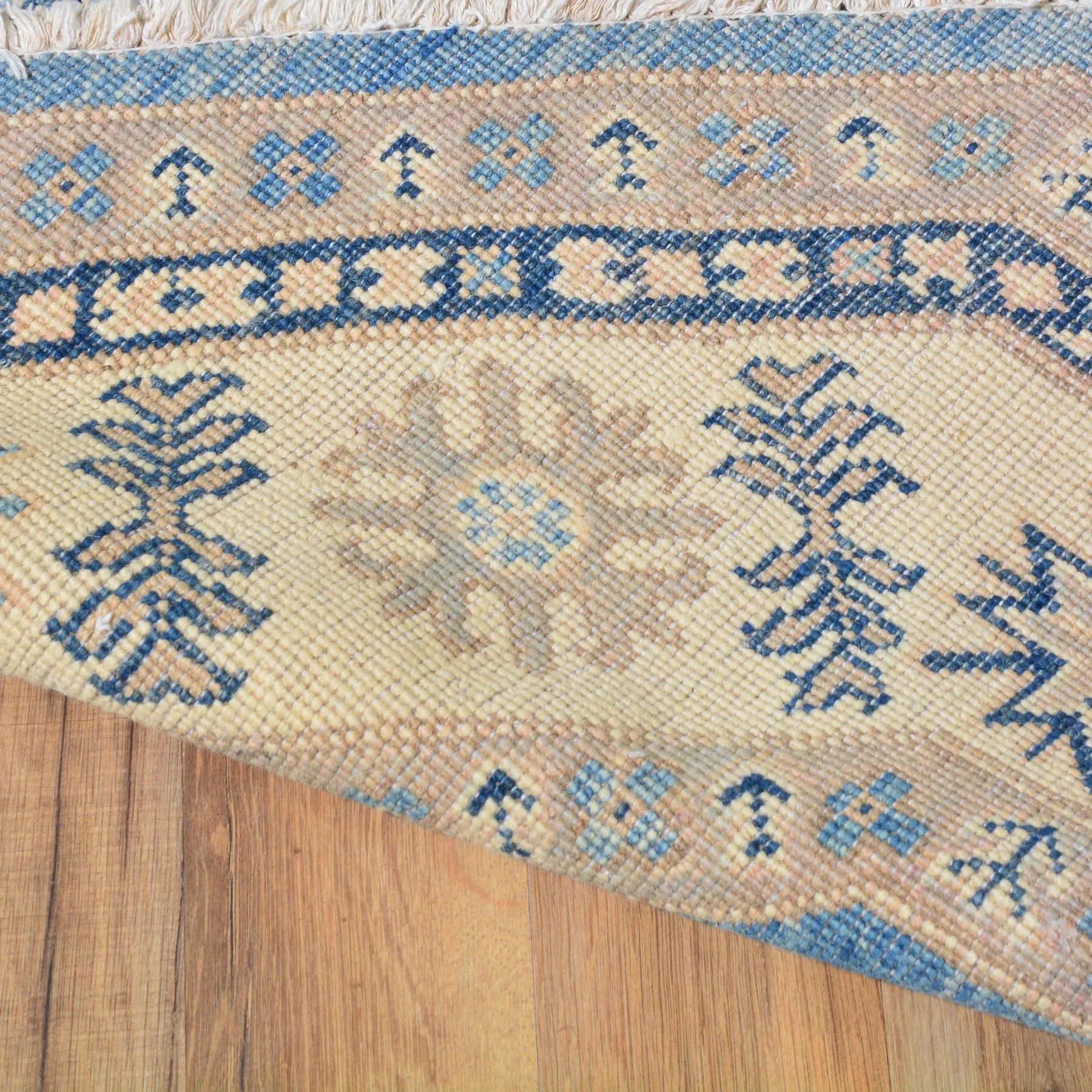 Hand-Knotted Octagon Vintage Look Kazak Design Wool Rug (Size 6.0 X 6.0) Cwral-7947