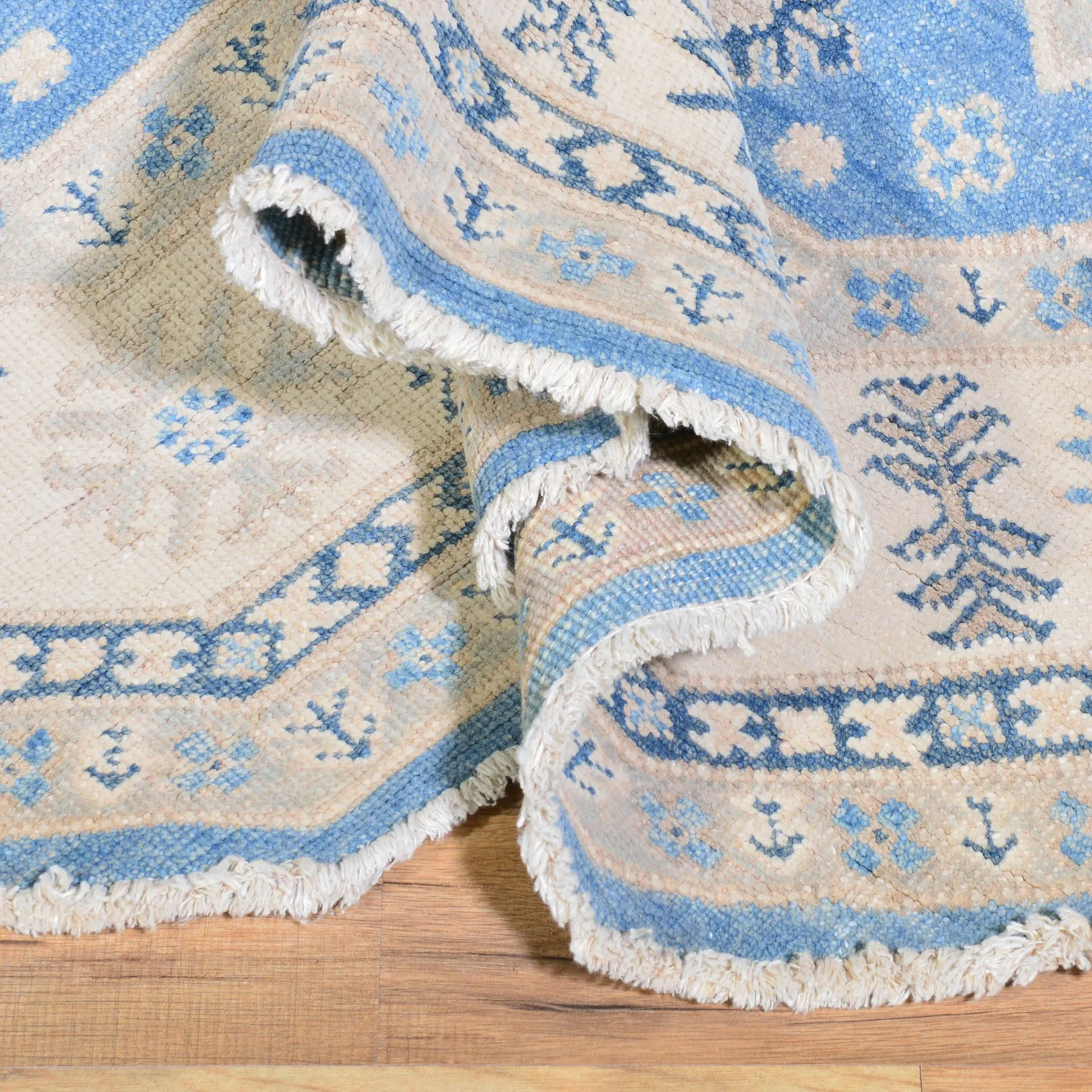 Hand-Knotted Octagon Vintage Look Kazak Design Wool Rug (Size 6.0 X 6.0) Cwral-7947