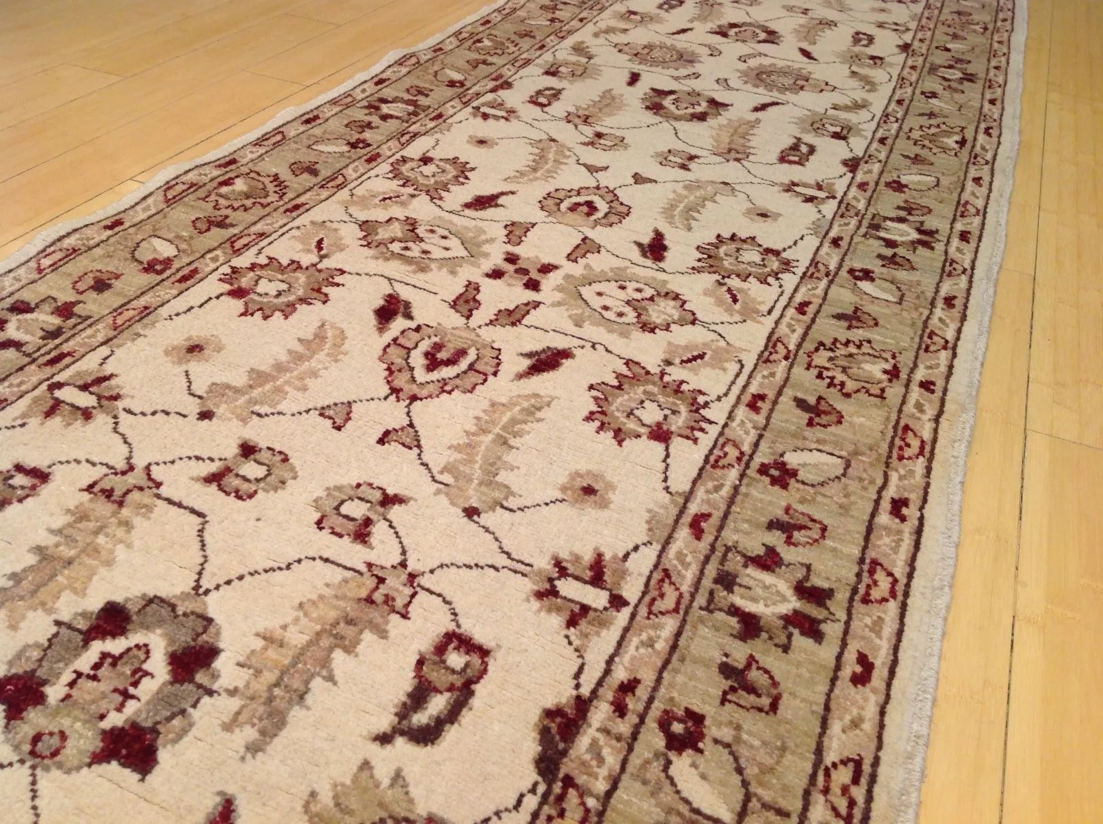 Hand-Knotted Oriental Peshawar Chobi Floral Design 100% Wool Rug (Size 2.8 X 10.2) Brral-1524