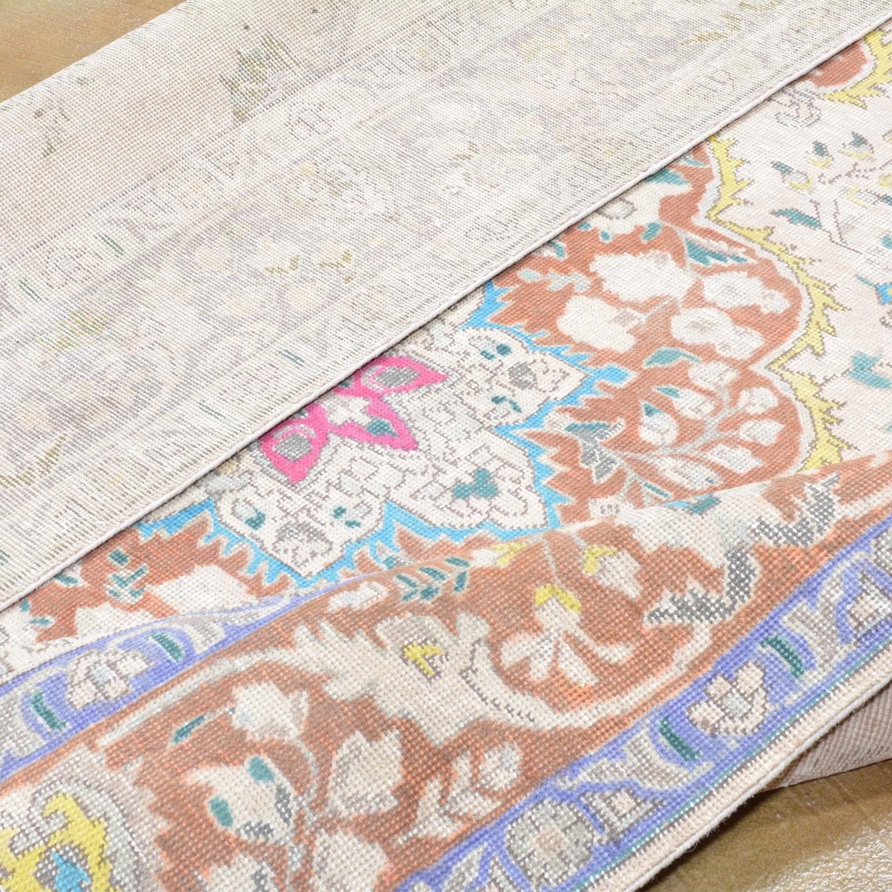 Hand-Knotted Persian Low Pile Wool Handmade Rug (Size 6.8 X 9.8) Brrsf-1269