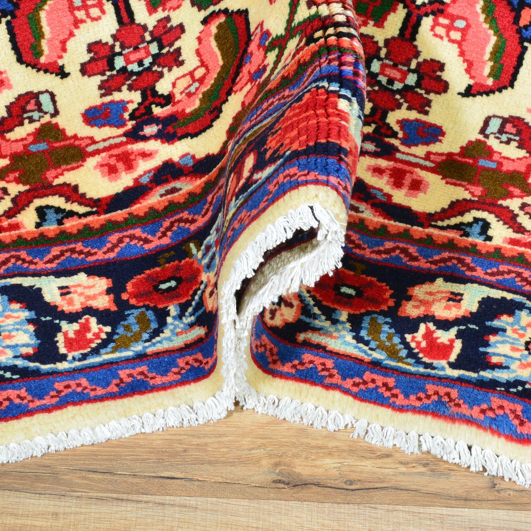 Hand-Knotted Persian Tribal Design Handmade Wool Rug (Size 3.4 X 4.4) Cwral-7749