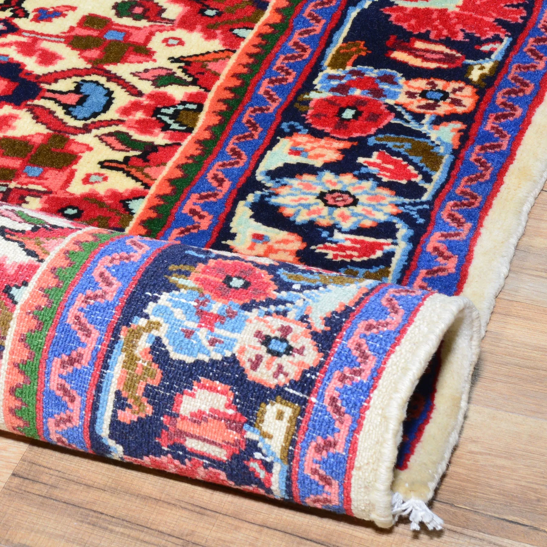 Hand-Knotted Persian Tribal Design Handmade Wool Rug (Size 3.4 X 4.4) Cwral-7749