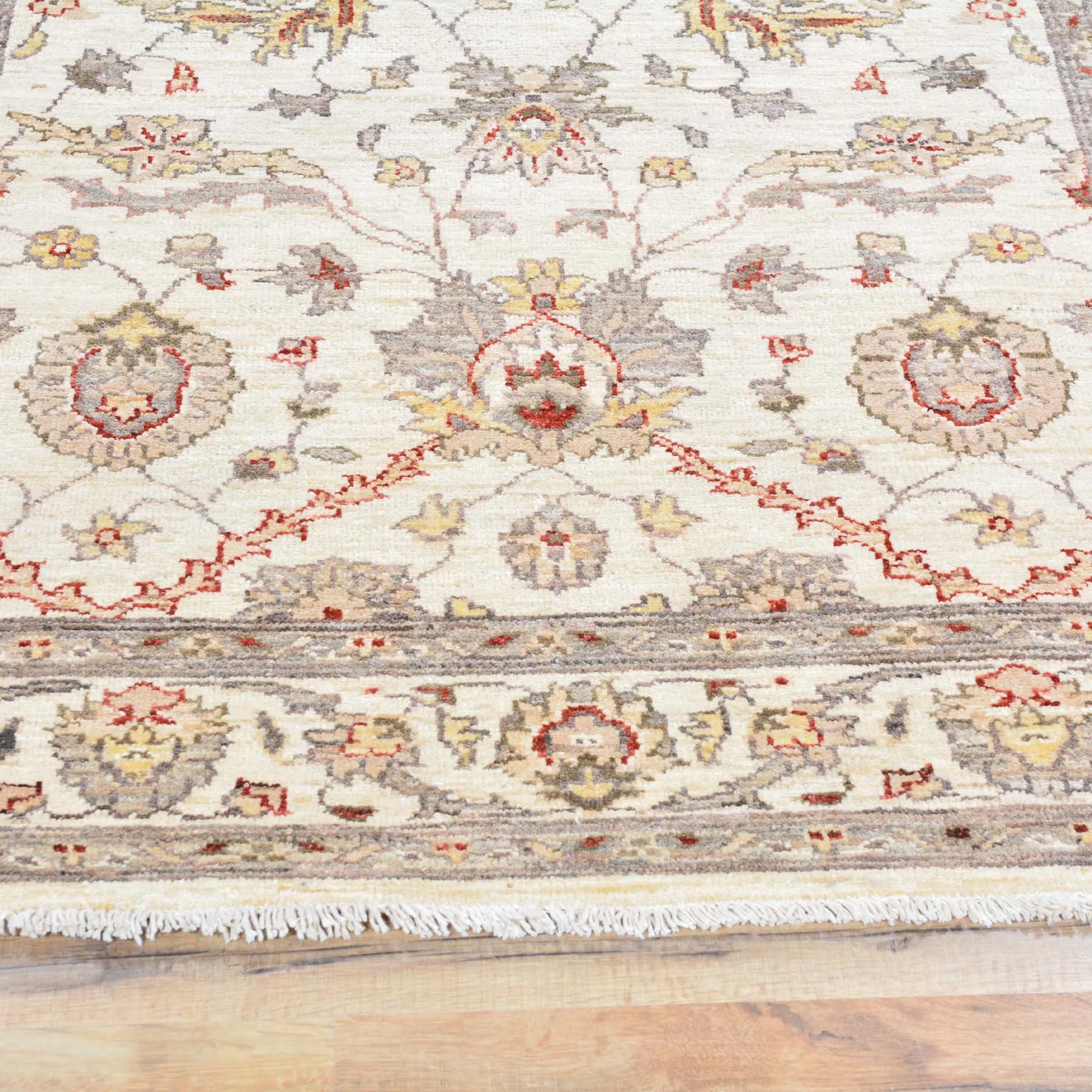 Hand-Knotted Peshawar Chobi Oushak Design Wool Rug (Size 4.0 X 6.0) Cwral-492