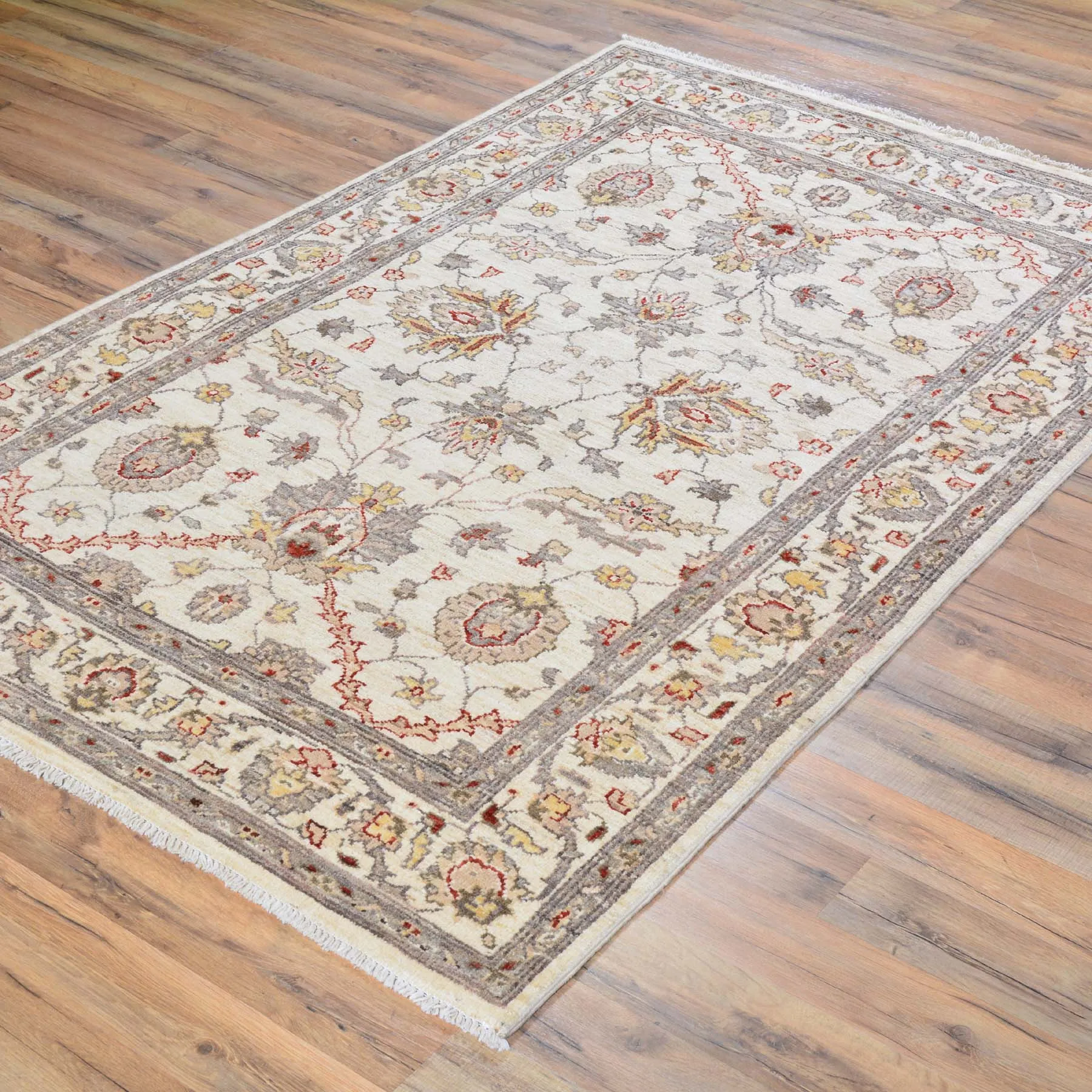 Hand-Knotted Peshawar Chobi Oushak Design Wool Rug (Size 4.0 X 6.0) Cwral-492