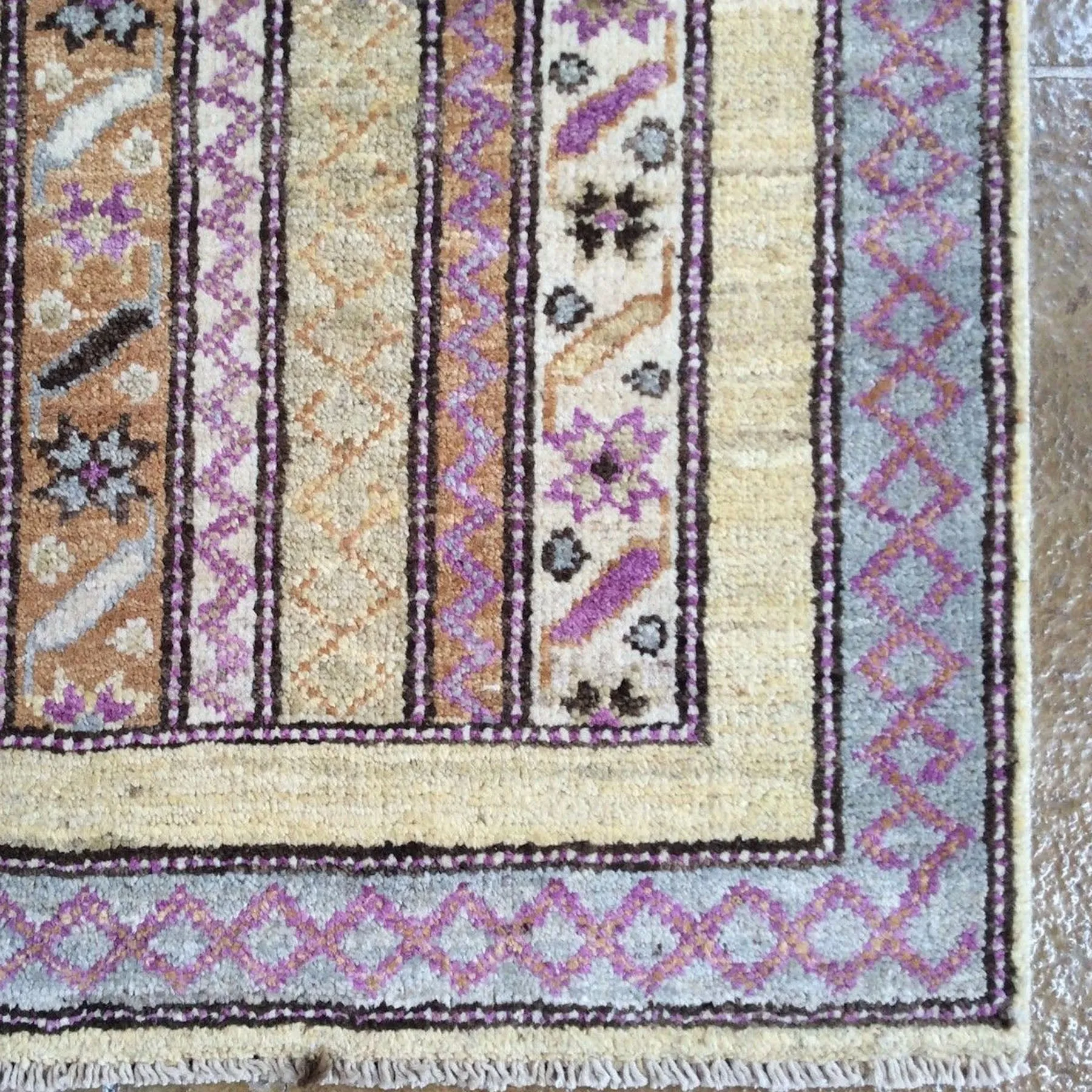 Hand-Knotted Peshawar Traditional Design Handmade Wool Rug (Size 2.0 X 3.0) Brrsf-1023