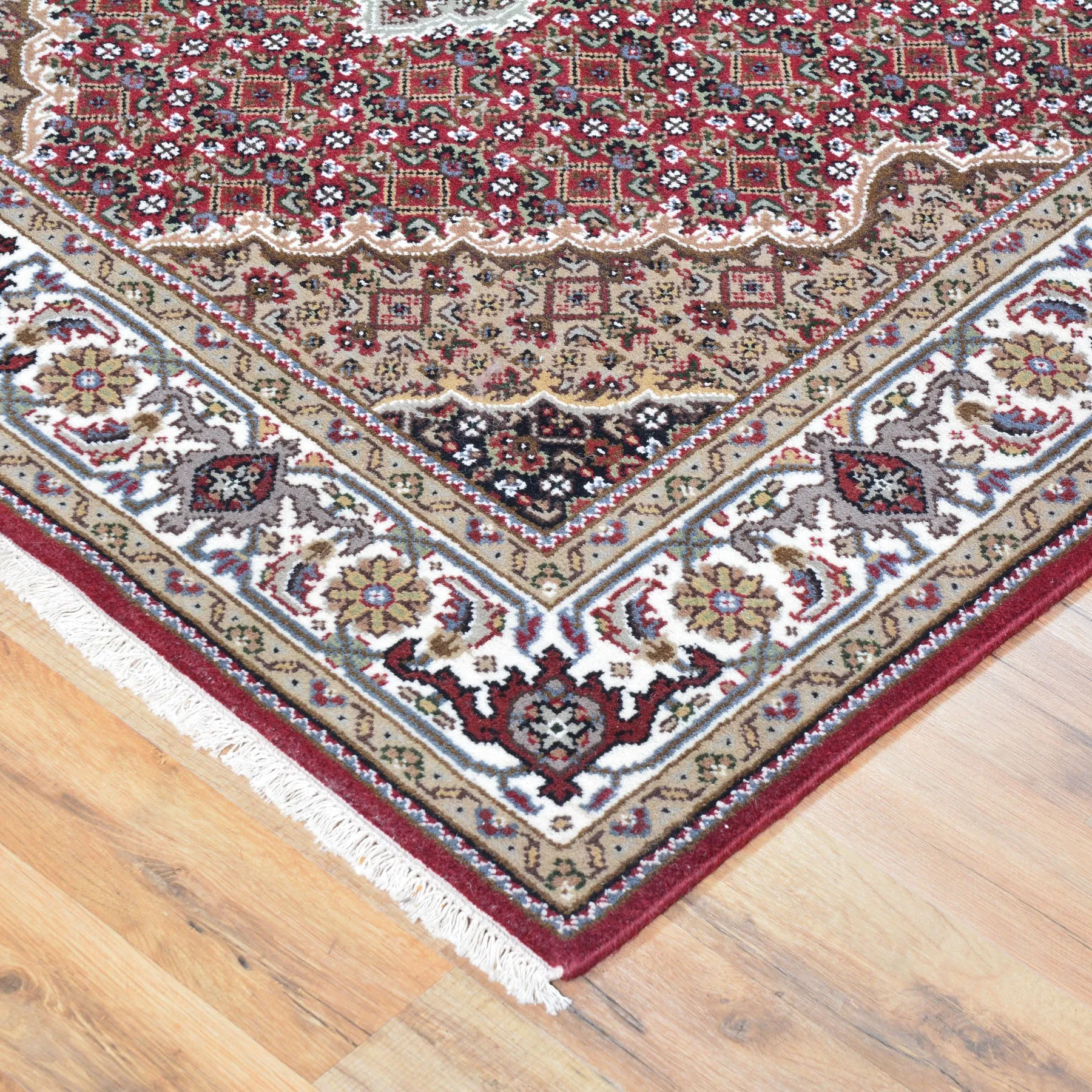 Hand-Knotted Tabriz Design Handmade Wool Rug (Size 4.1 X 6.1) Brral-4695