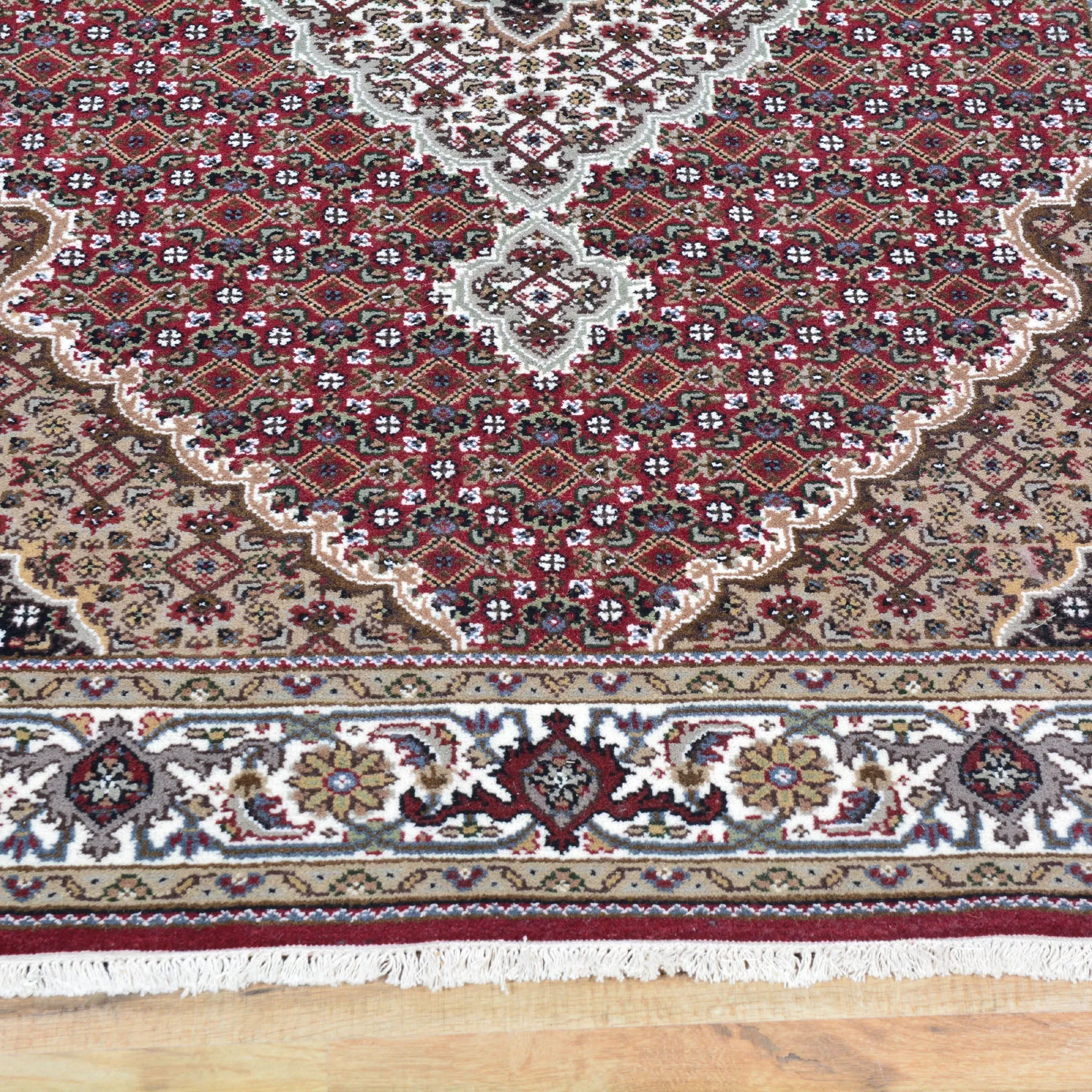 Hand-Knotted Tabriz Design Handmade Wool Rug (Size 4.1 X 6.1) Brral-4695