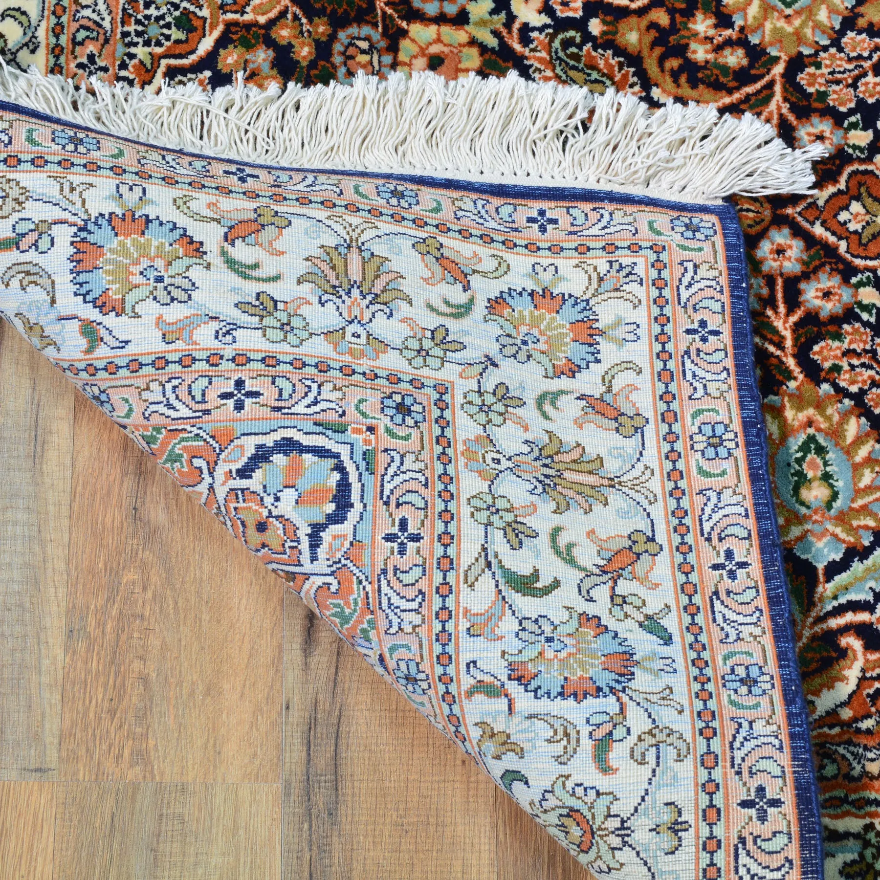 Hand-Knotted Traditional Design Kashmiri Silk Handmade Rug (Size 3.1 X 4.9) Cwral-9177