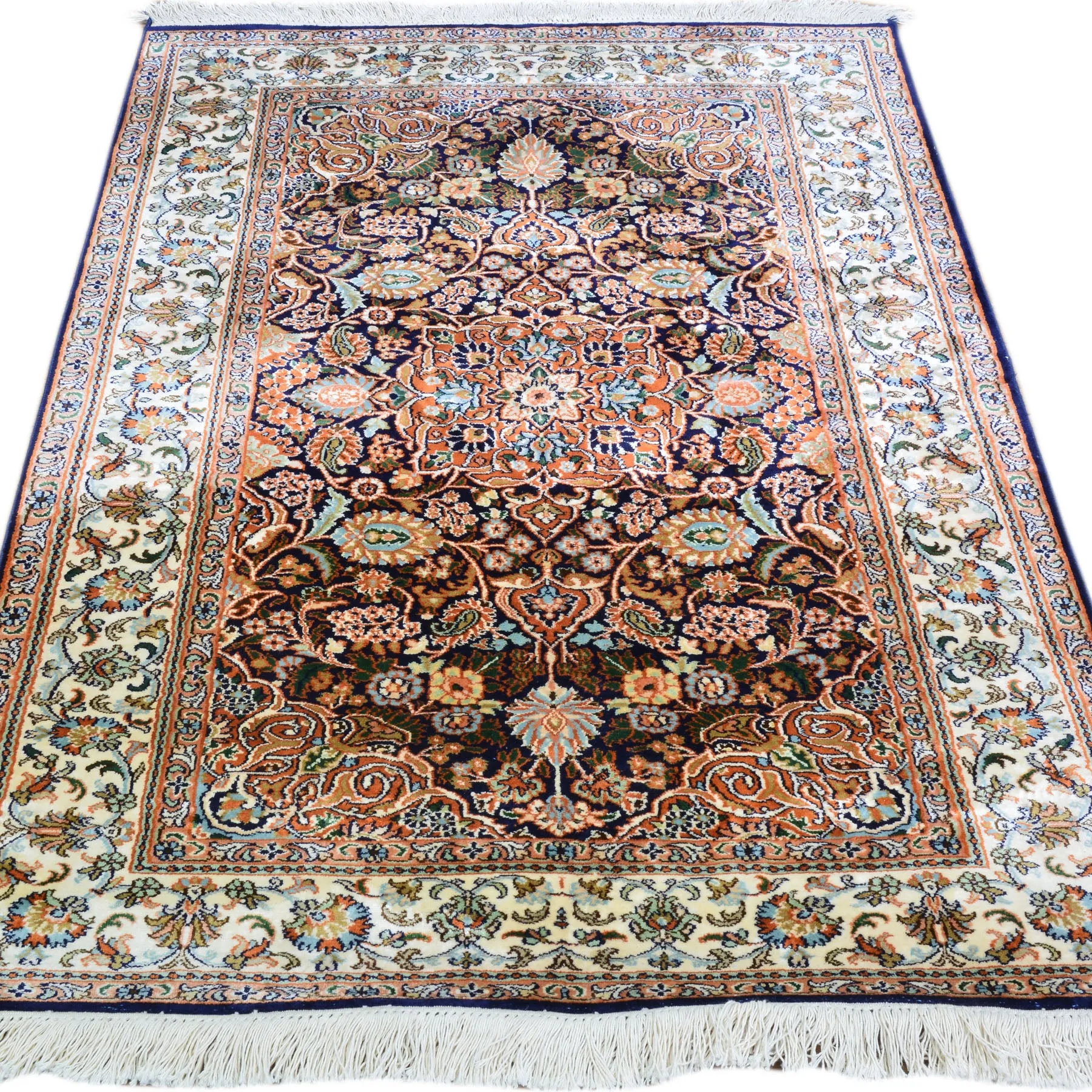 Hand-Knotted Traditional Design Kashmiri Silk Handmade Rug (Size 3.1 X 4.9) Cwral-9177