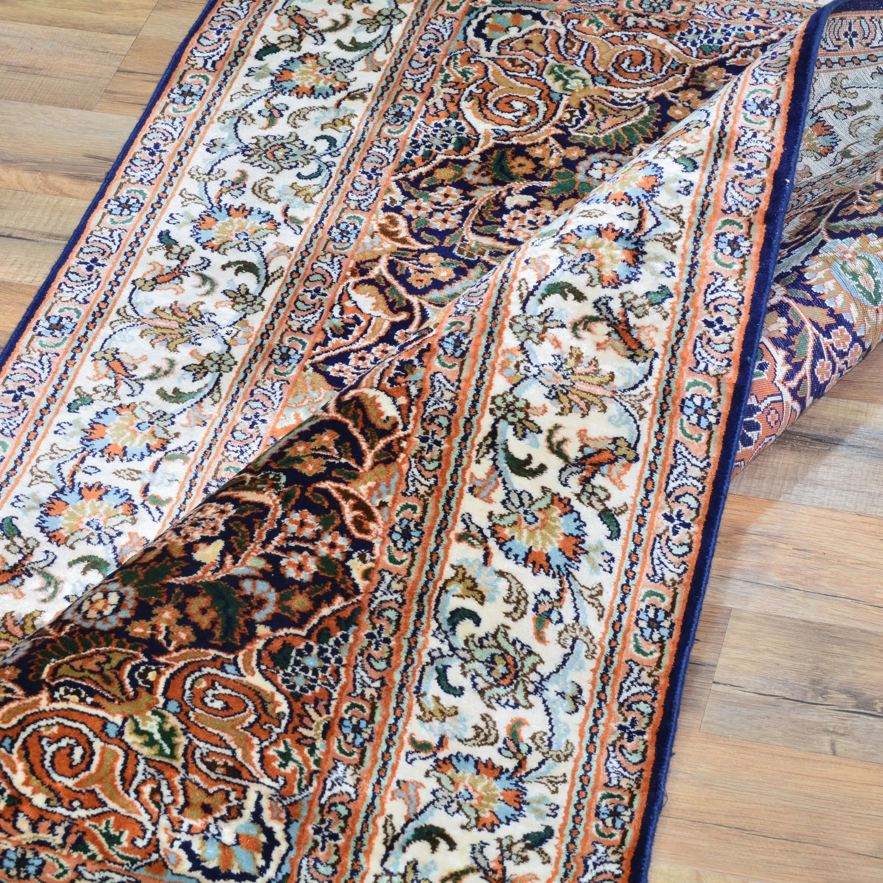 Hand-Knotted Traditional Design Kashmiri Silk Handmade Rug (Size 3.1 X 4.9) Cwral-9177