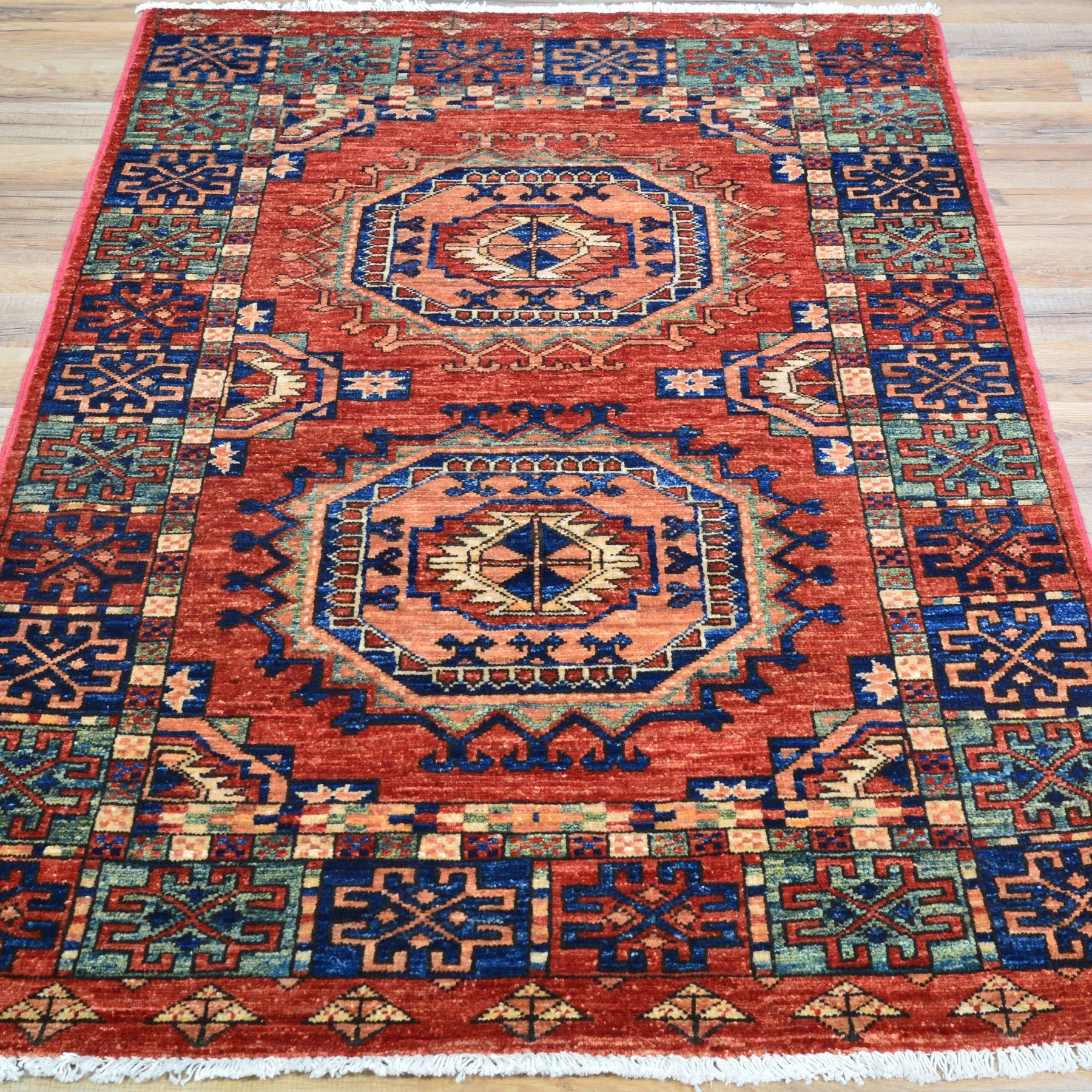 Hand-Knotted Tribal Peshawar Handmade Wool Rug (Size 3.1 X 5.0) Cwral-10848