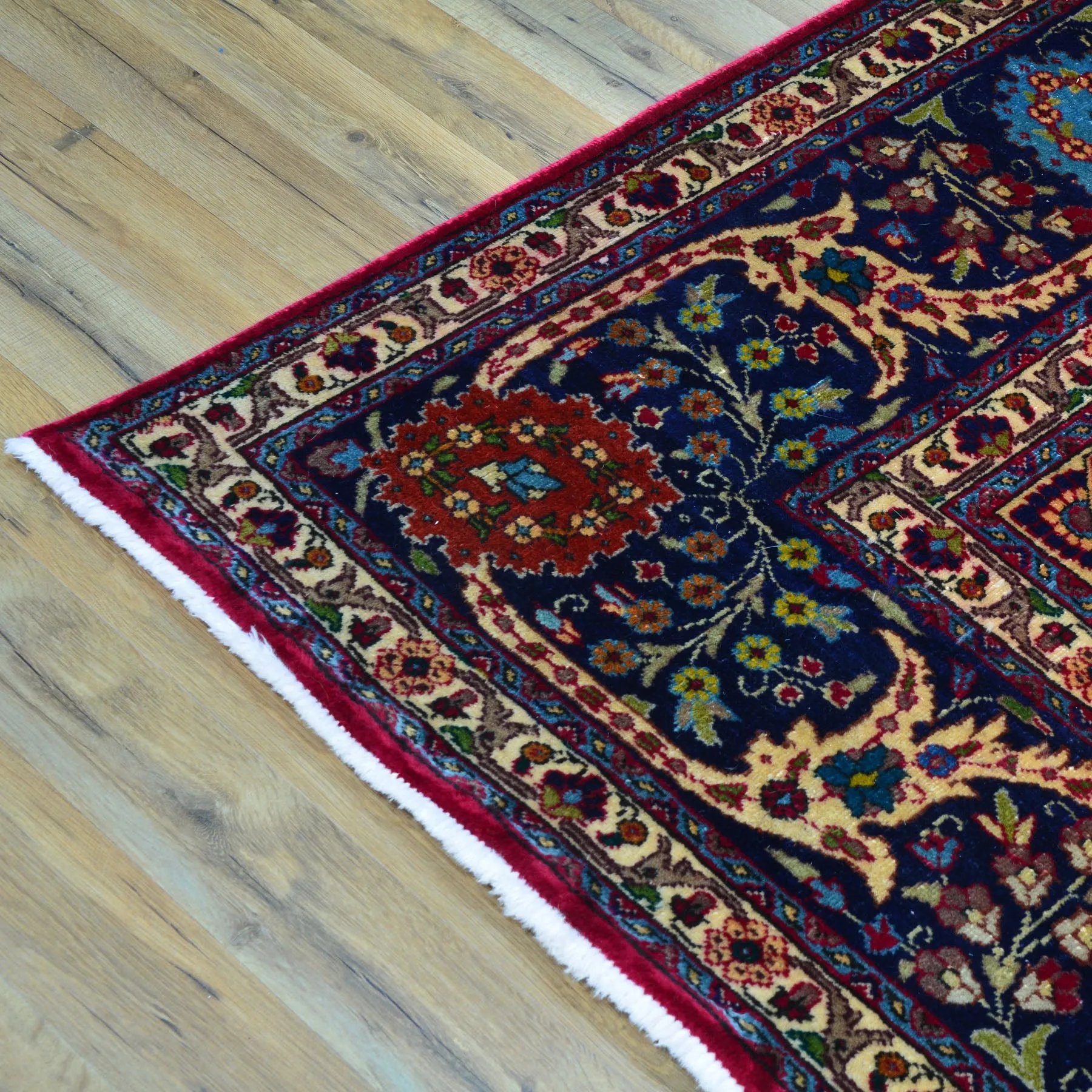 Hand-Knotted Tribal Vintage Persian Traditional Design Wool Rug (Size 9.4 X 12.6) Cwral-10524
