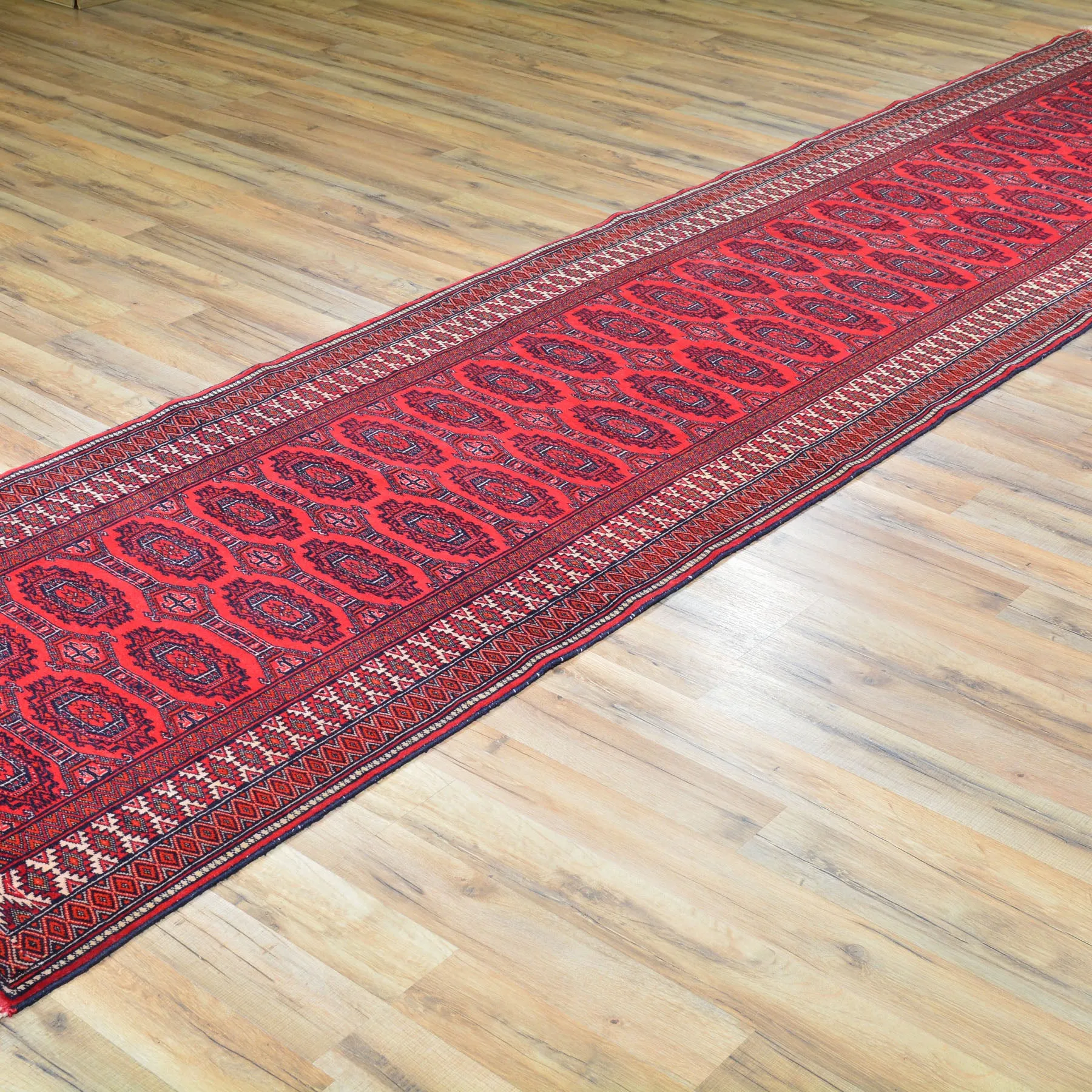 Hand-Knotted Turkmen Bokhara Design Handmade Wool Rug (Size 2.9 X 12.1) Cwral-6789