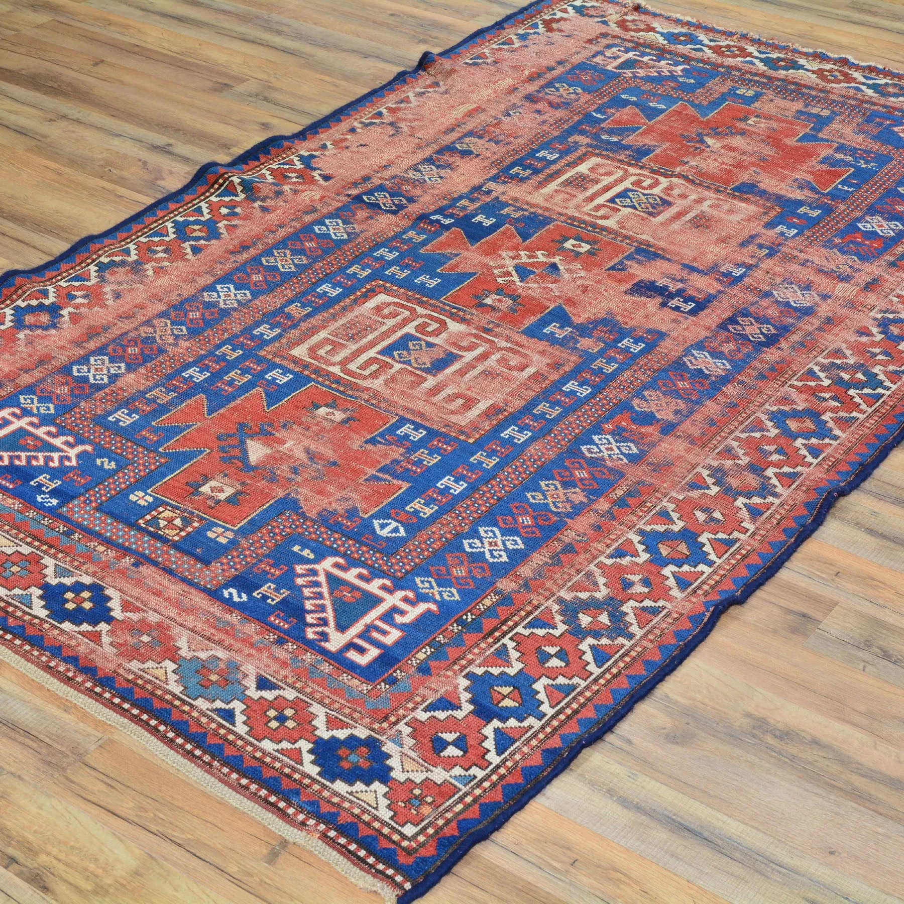Hand-Knotted Vintage Caucasian Design Handmade Wool Rug (Size 4.3 X 7.1) Cwral-7233