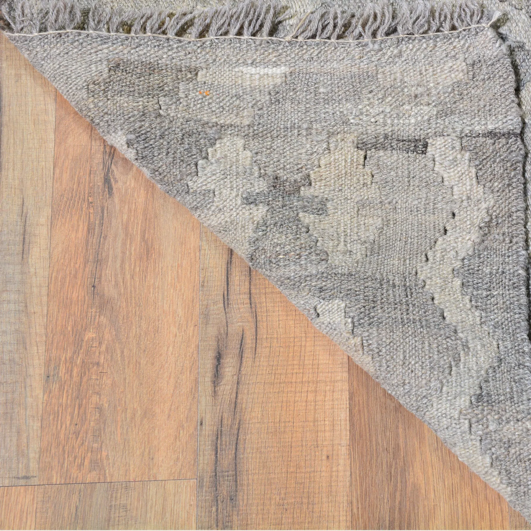 Hand-Woven Flat-weave Geometric Kilim Wool Rug (Size 2.7 X 4.2) Cwral-7857