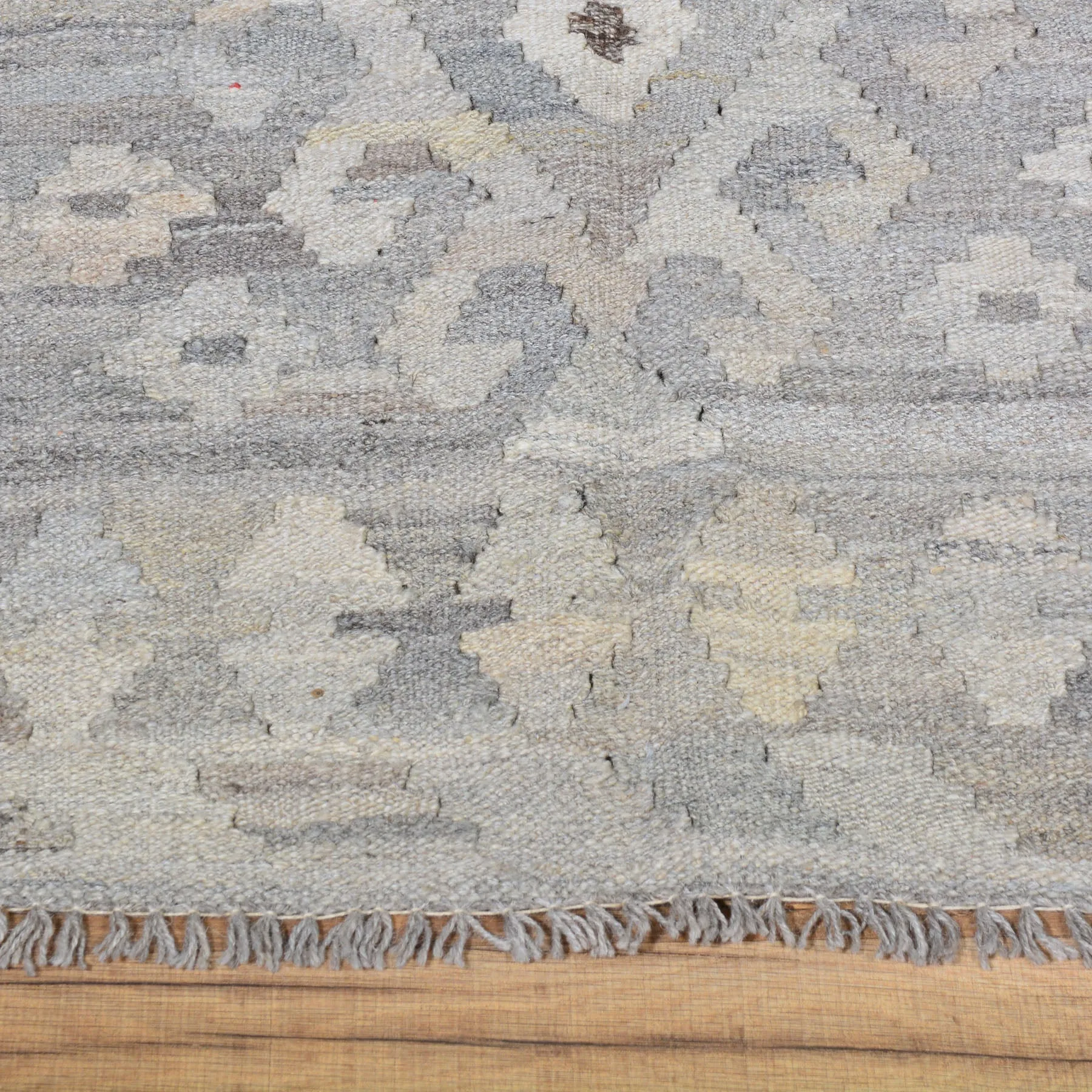 Hand-Woven Flat-weave Geometric Kilim Wool Rug (Size 2.7 X 4.2) Cwral-7857