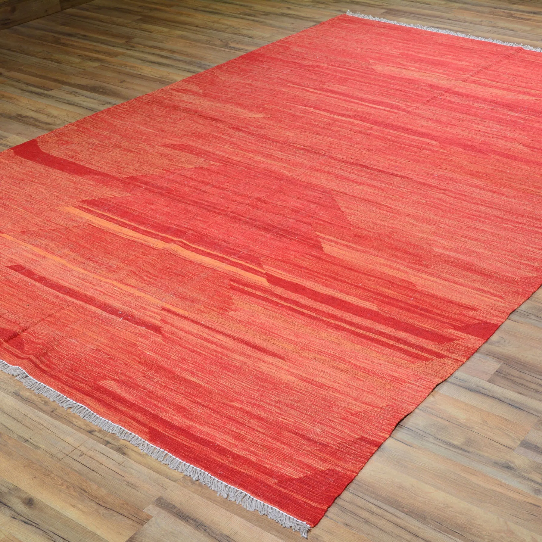 Hand-Woven Modern Red Kilim Handmade Wool Rug (Size 6.4 X 9.9) Cwral-7164