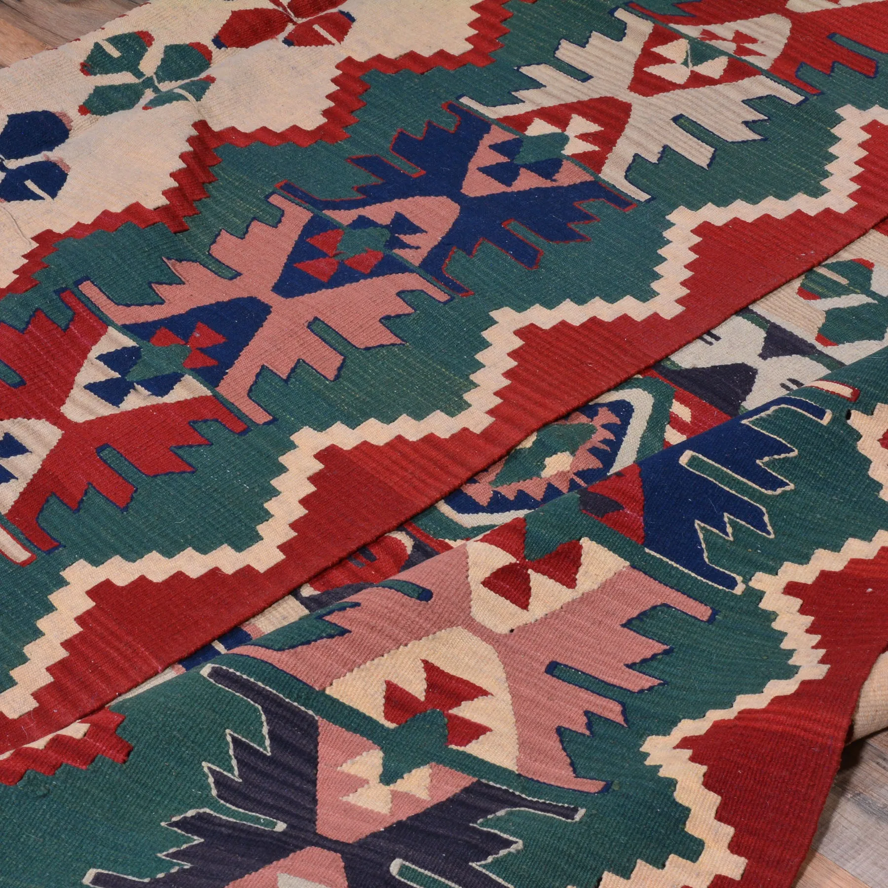 Hand-Woven Turkish Flatweave Reversible Kilim Wool Rug (Size 8.4 X 10.3) Cwrsf-1659