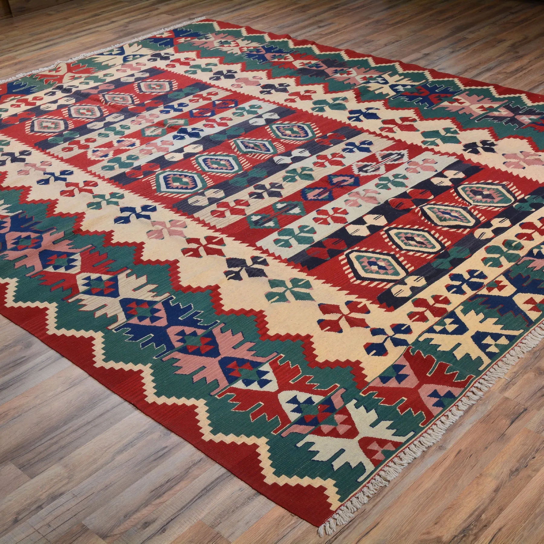 Hand-Woven Turkish Flatweave Reversible Kilim Wool Rug (Size 8.4 X 10.3) Cwrsf-1659