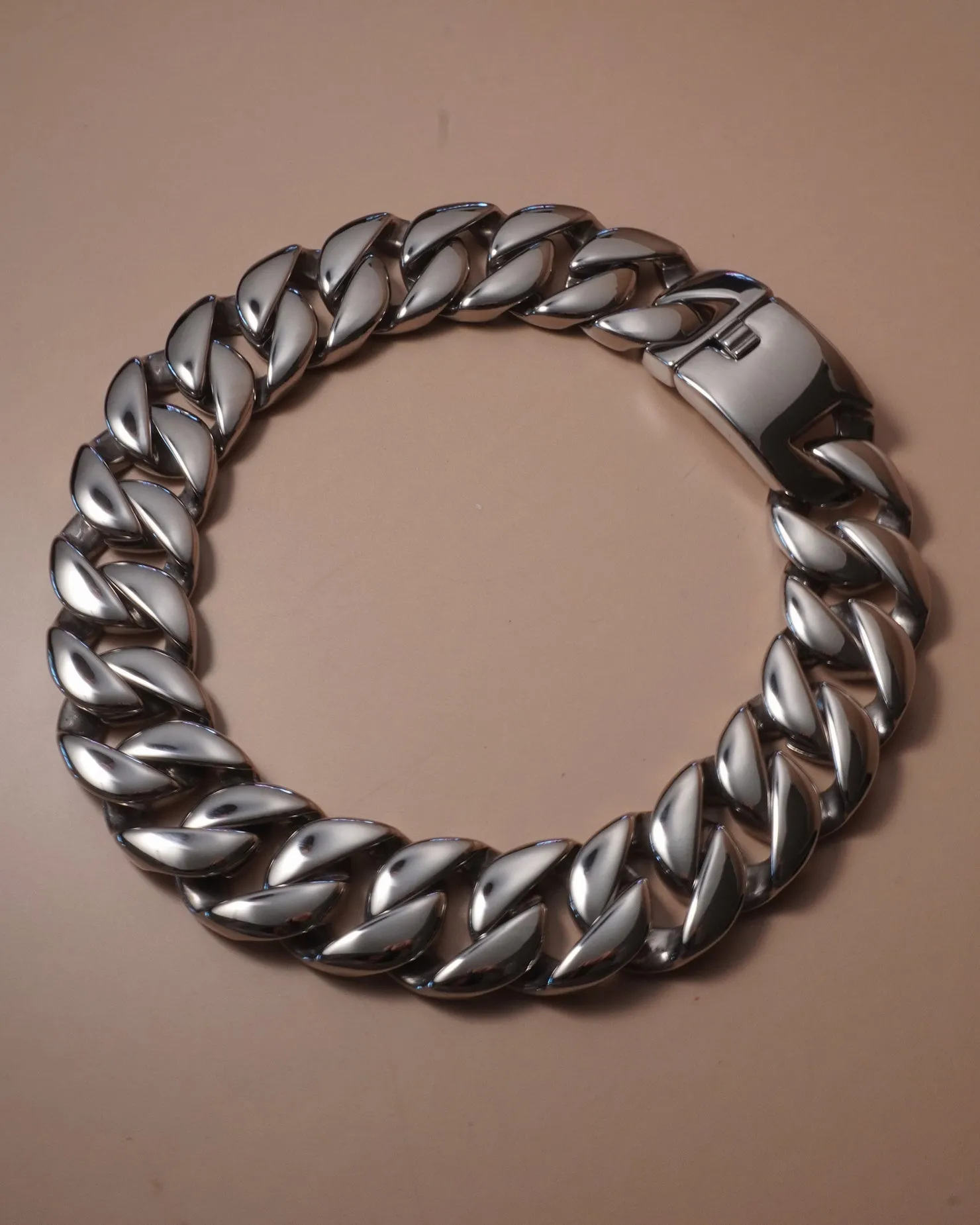 HOLIDAY Necklace Silver