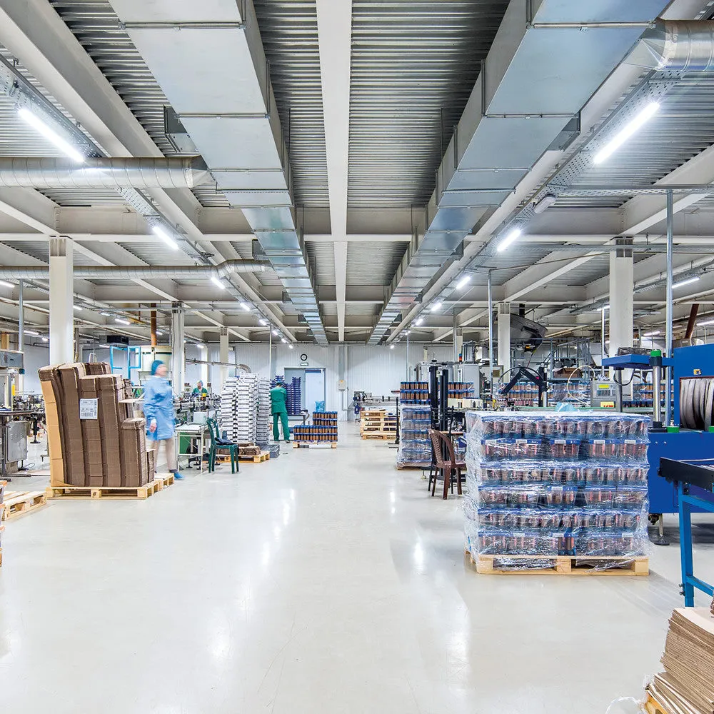 Integral ILBTC180 Lightspan  Pro T8 Batten 6Ft Power & CCT Adjustable - 36/42/50/63W 3000/4000/6500K 4860-9130Lm 145Lm/W 120 Beam Linkable Non-Dimm