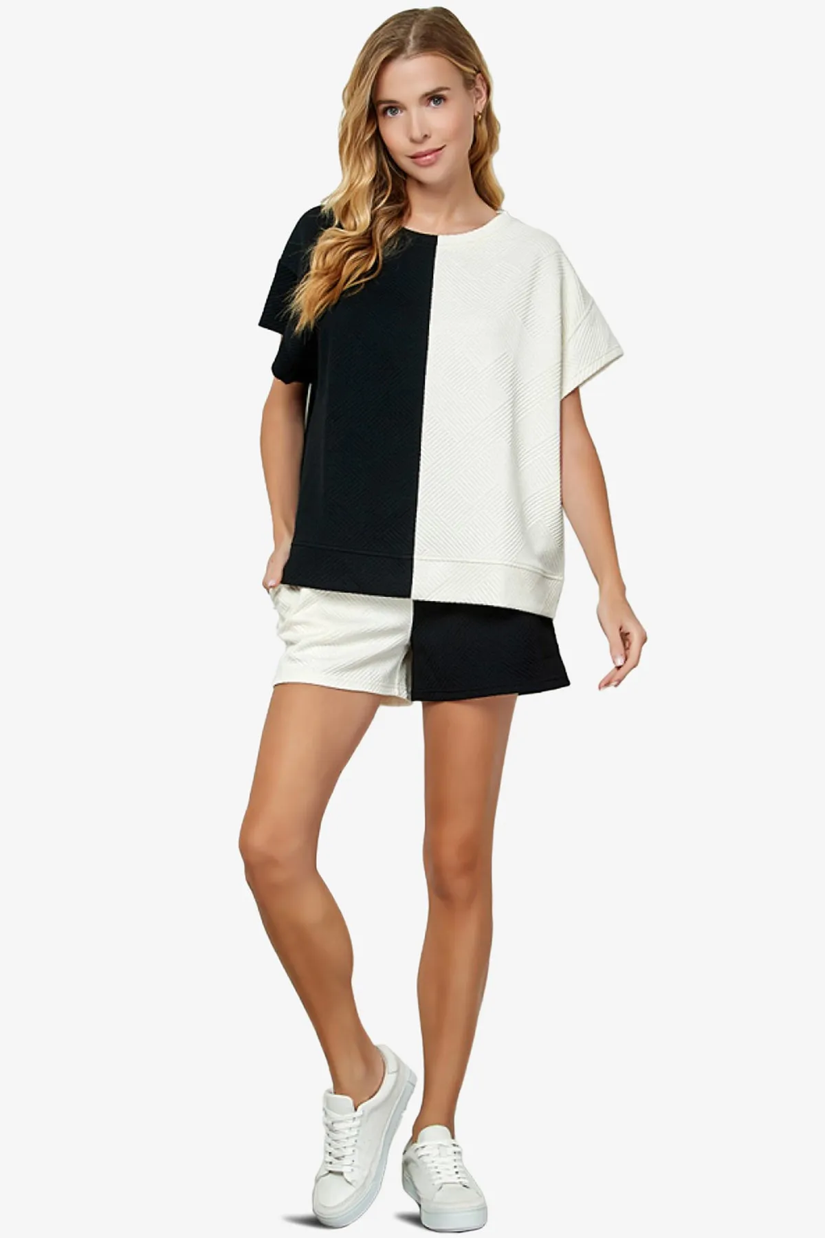 Lassy Textured Colorblock Pull On Shorts