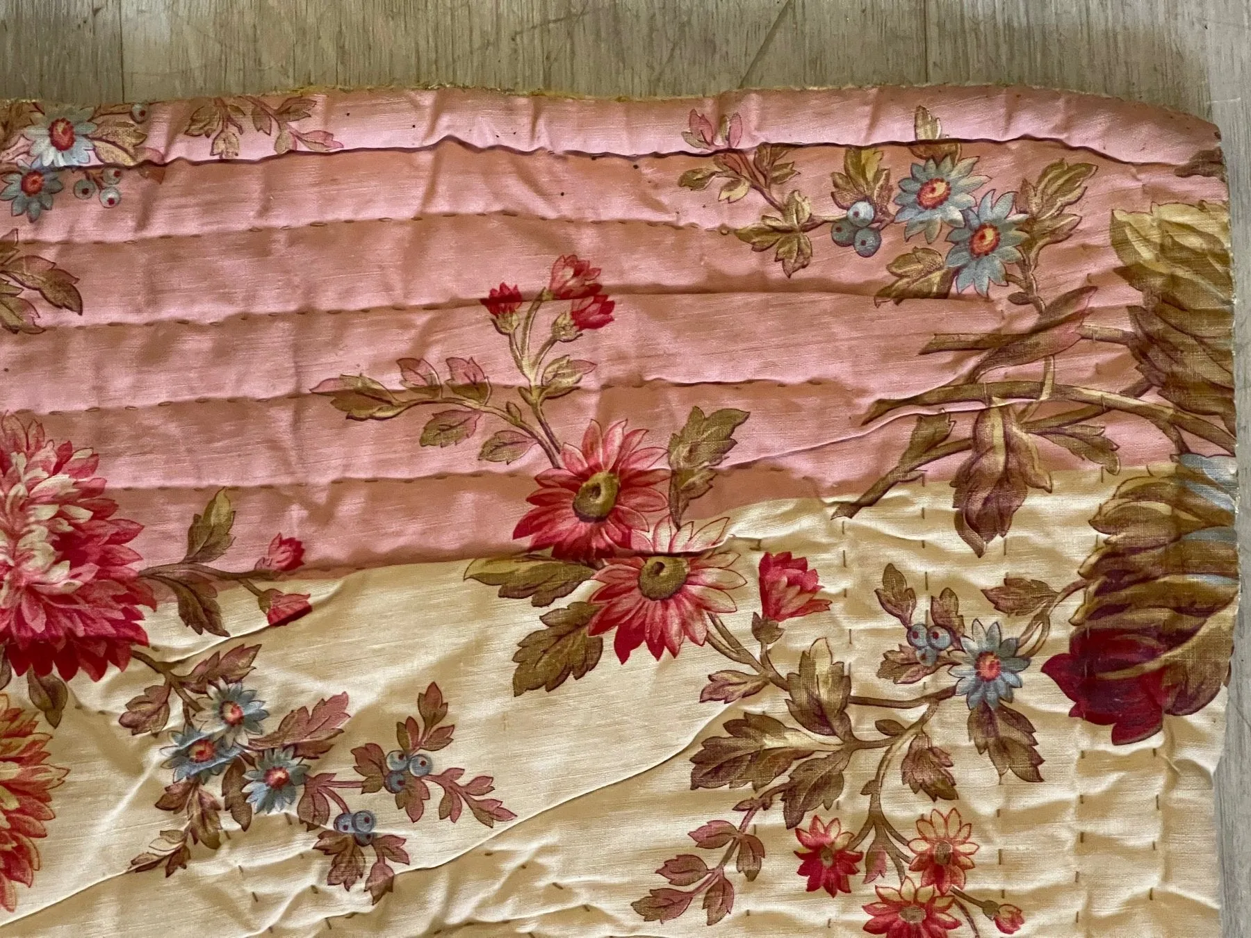 Late 19th Century Yellow silk and floral textile Hand-Stitched French Provincial Boutis