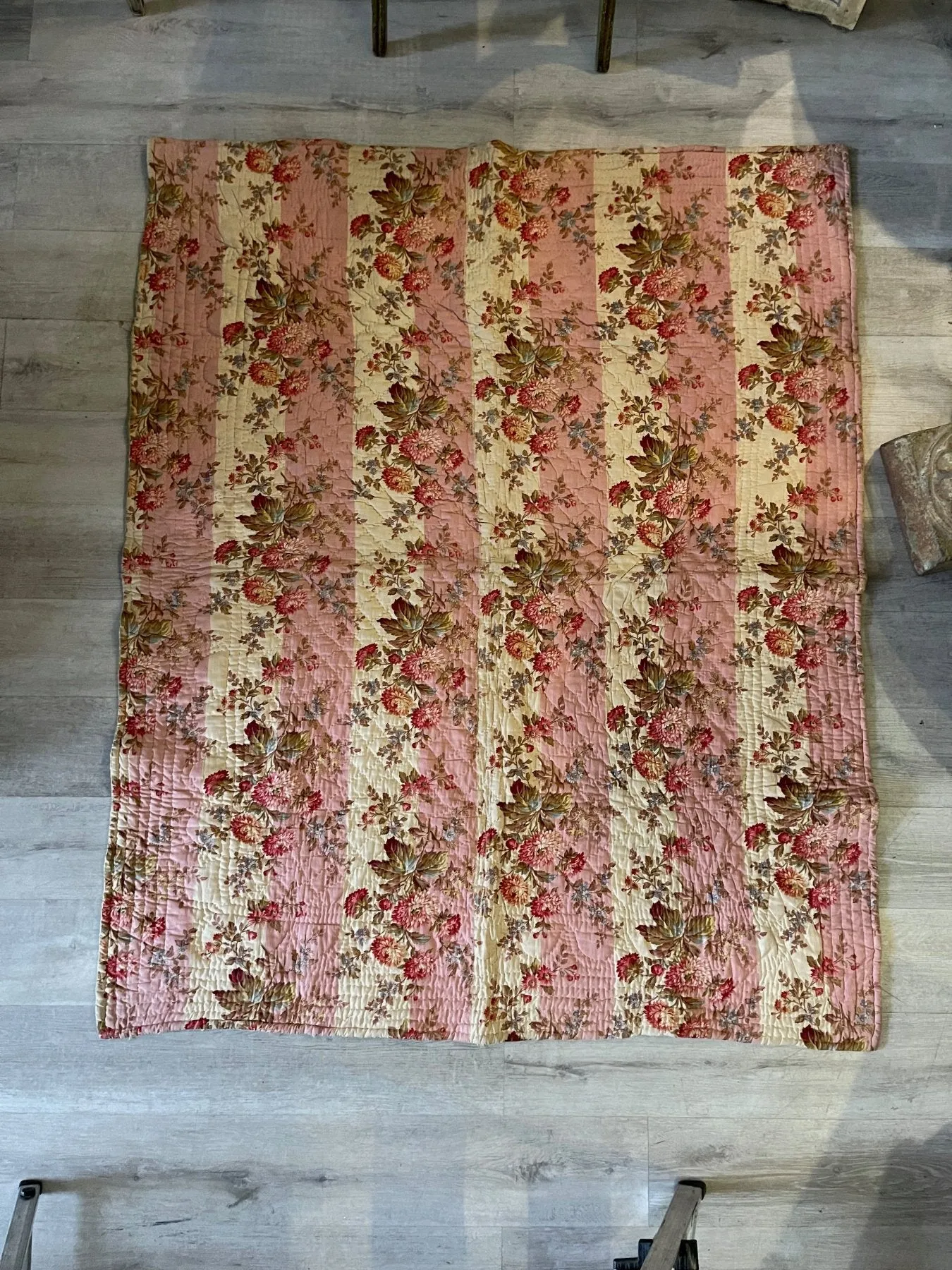 Late 19th Century Yellow silk and floral textile Hand-Stitched French Provincial Boutis